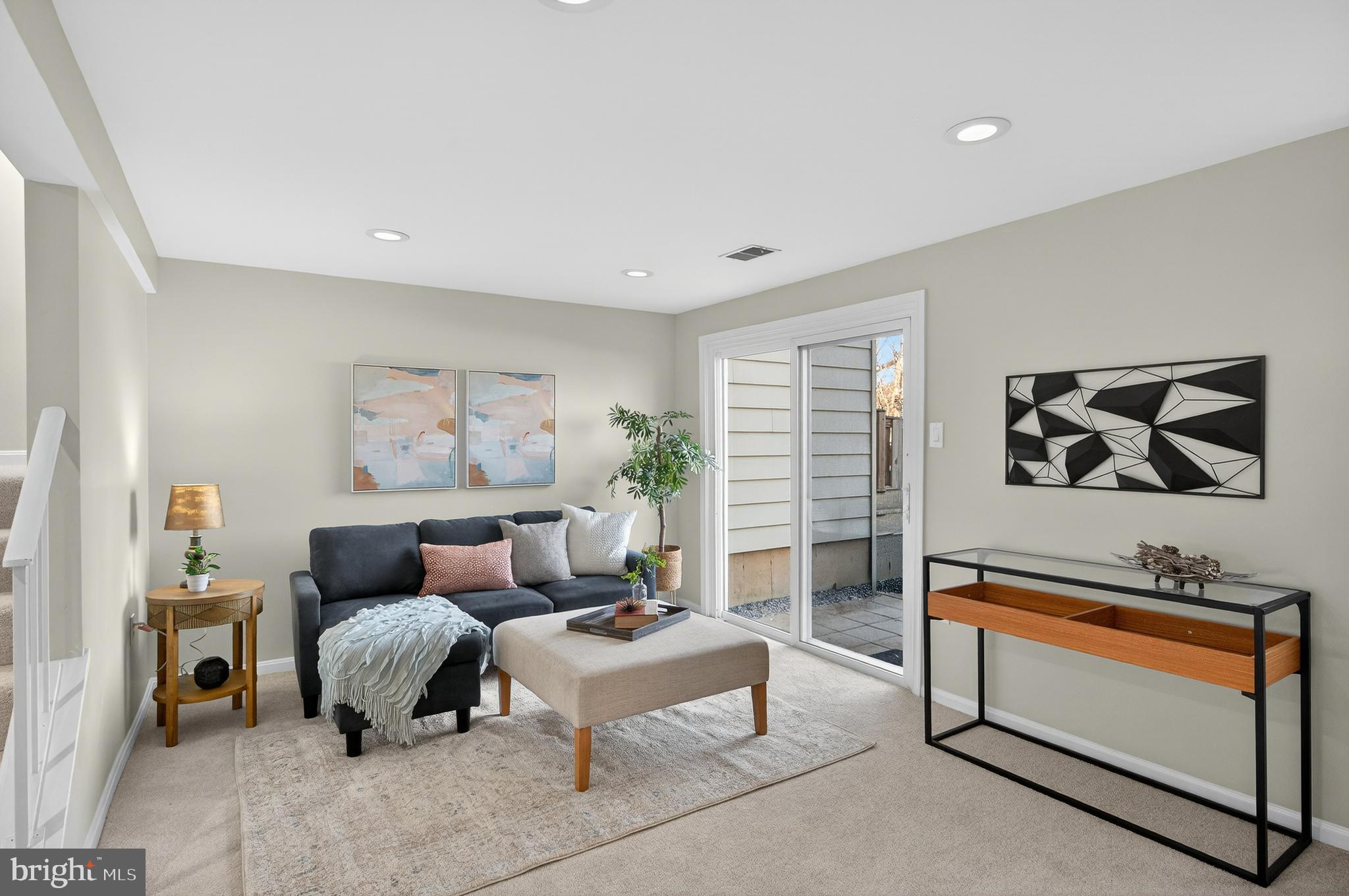 CROWNLEIGH - Residential