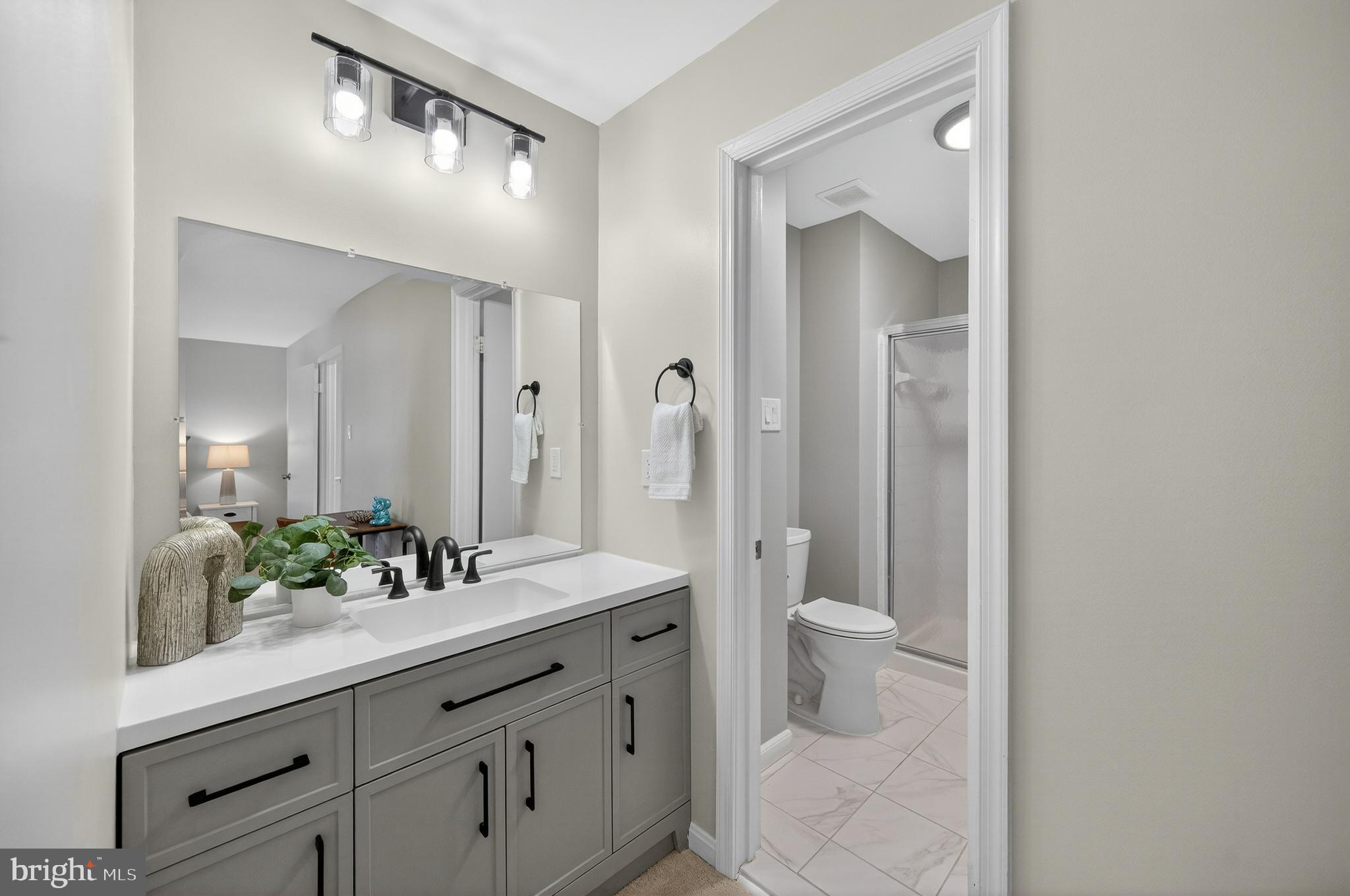 CROWNLEIGH - Residential