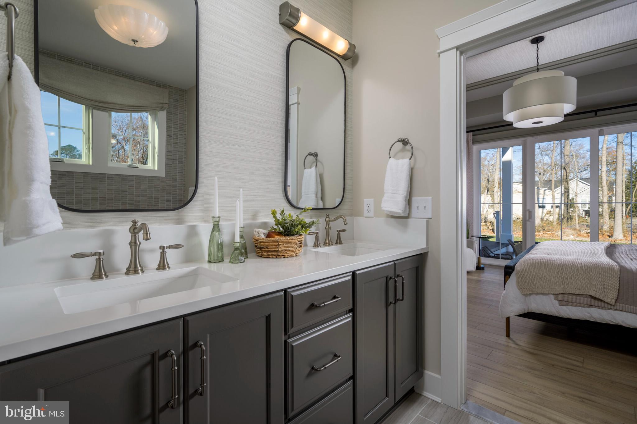 THE KNOLL AT IRONS LANE - Residential