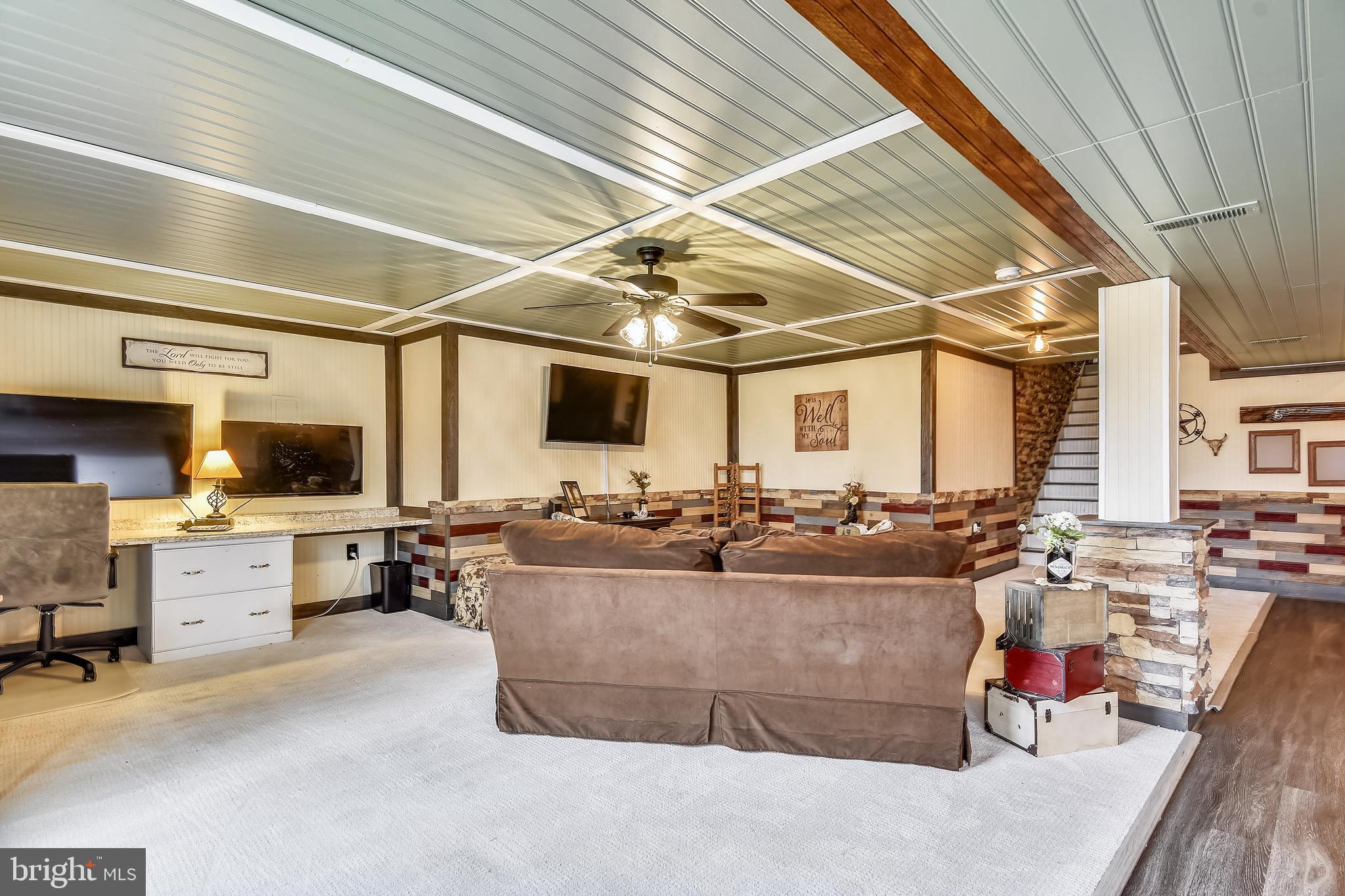 DOVE HILL ESTATES - Residential