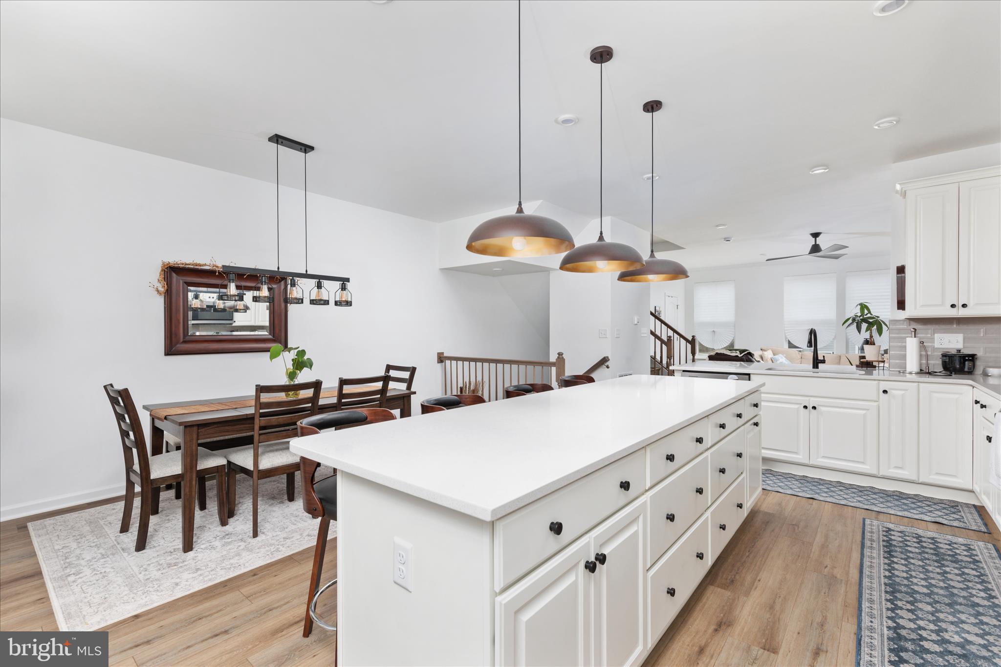 LOFTS AT CREEKSIDE - Residential