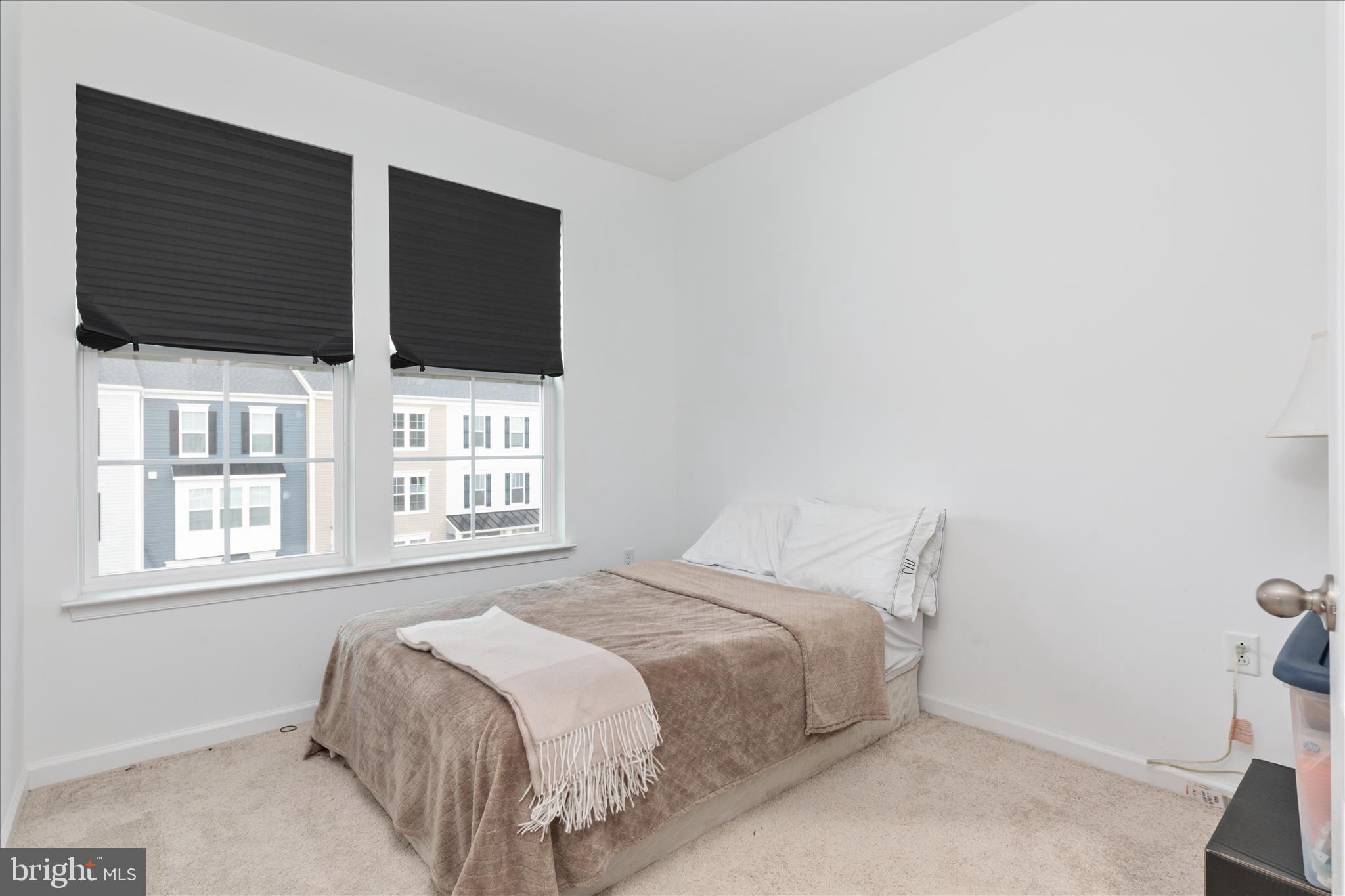 LOFTS AT CREEKSIDE - Residential