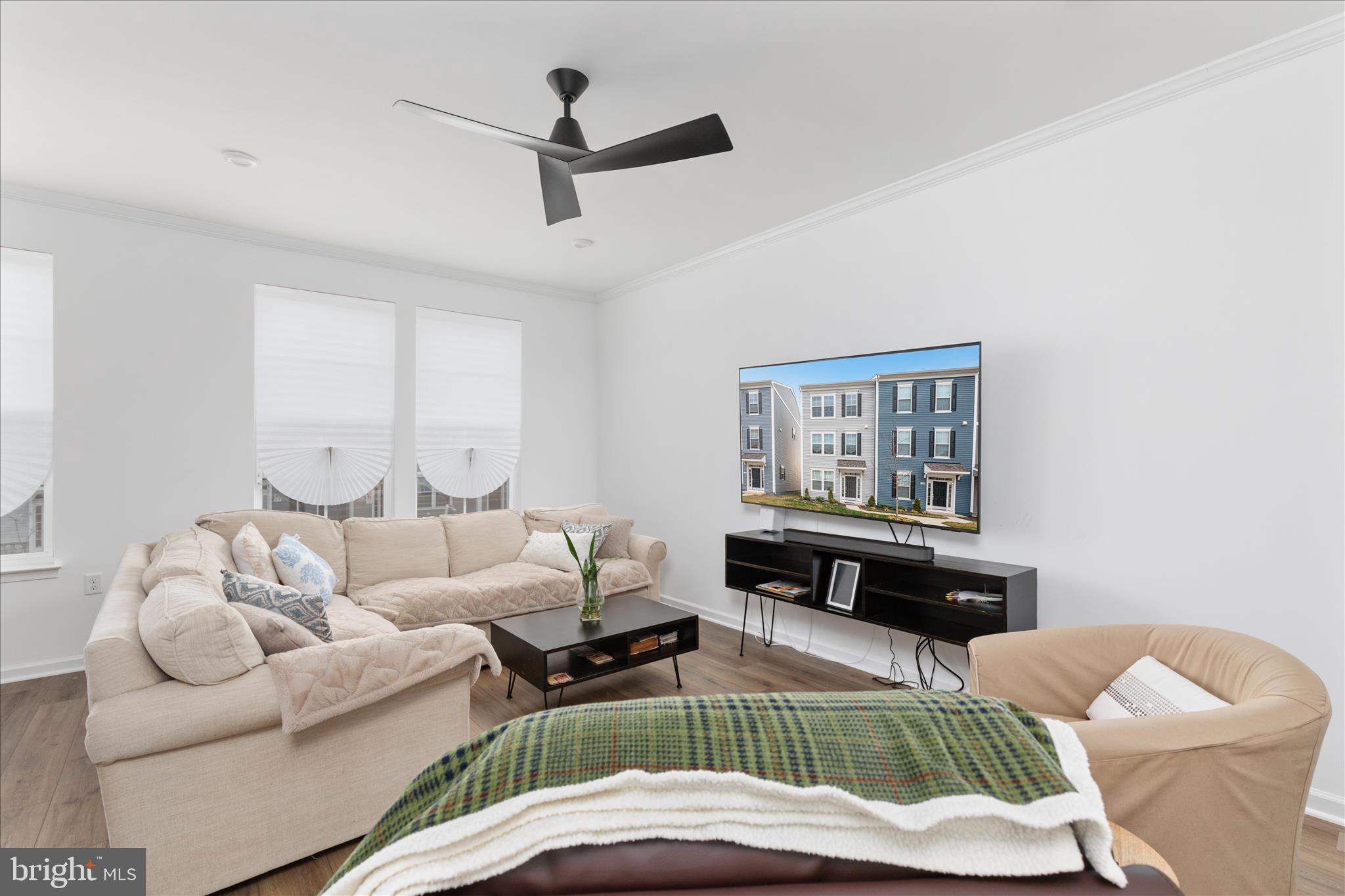 LOFTS AT CREEKSIDE - Residential