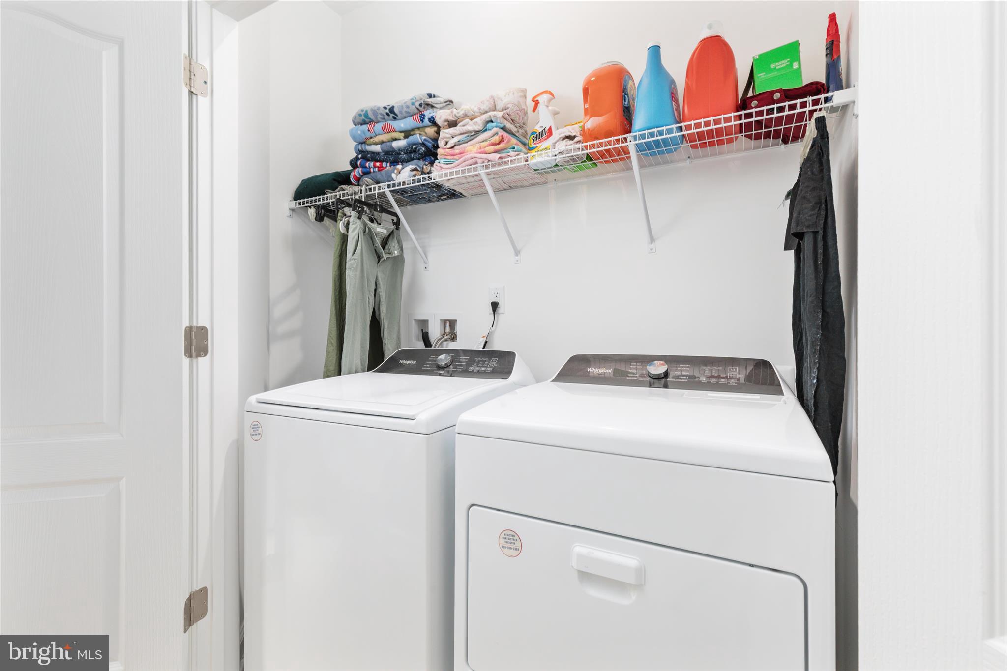 LOFTS AT CREEKSIDE - Residential