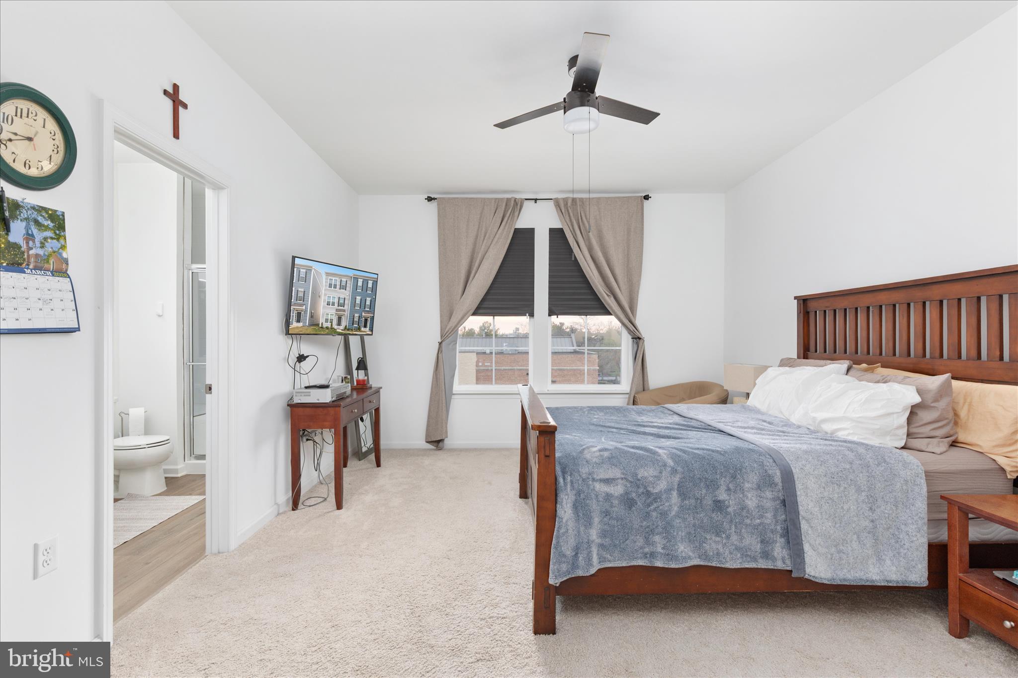 LOFTS AT CREEKSIDE - Residential