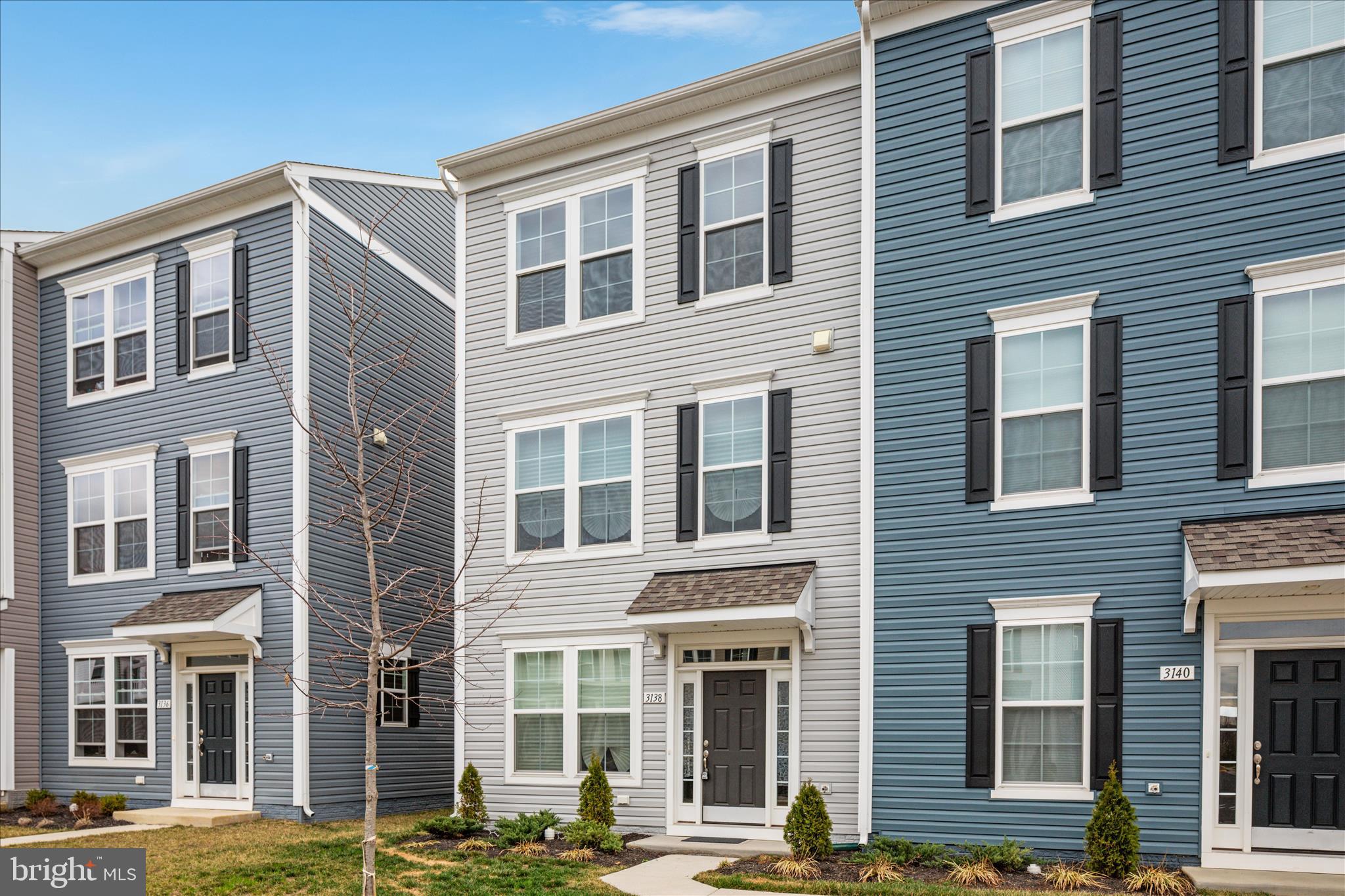 LOFTS AT CREEKSIDE - Residential