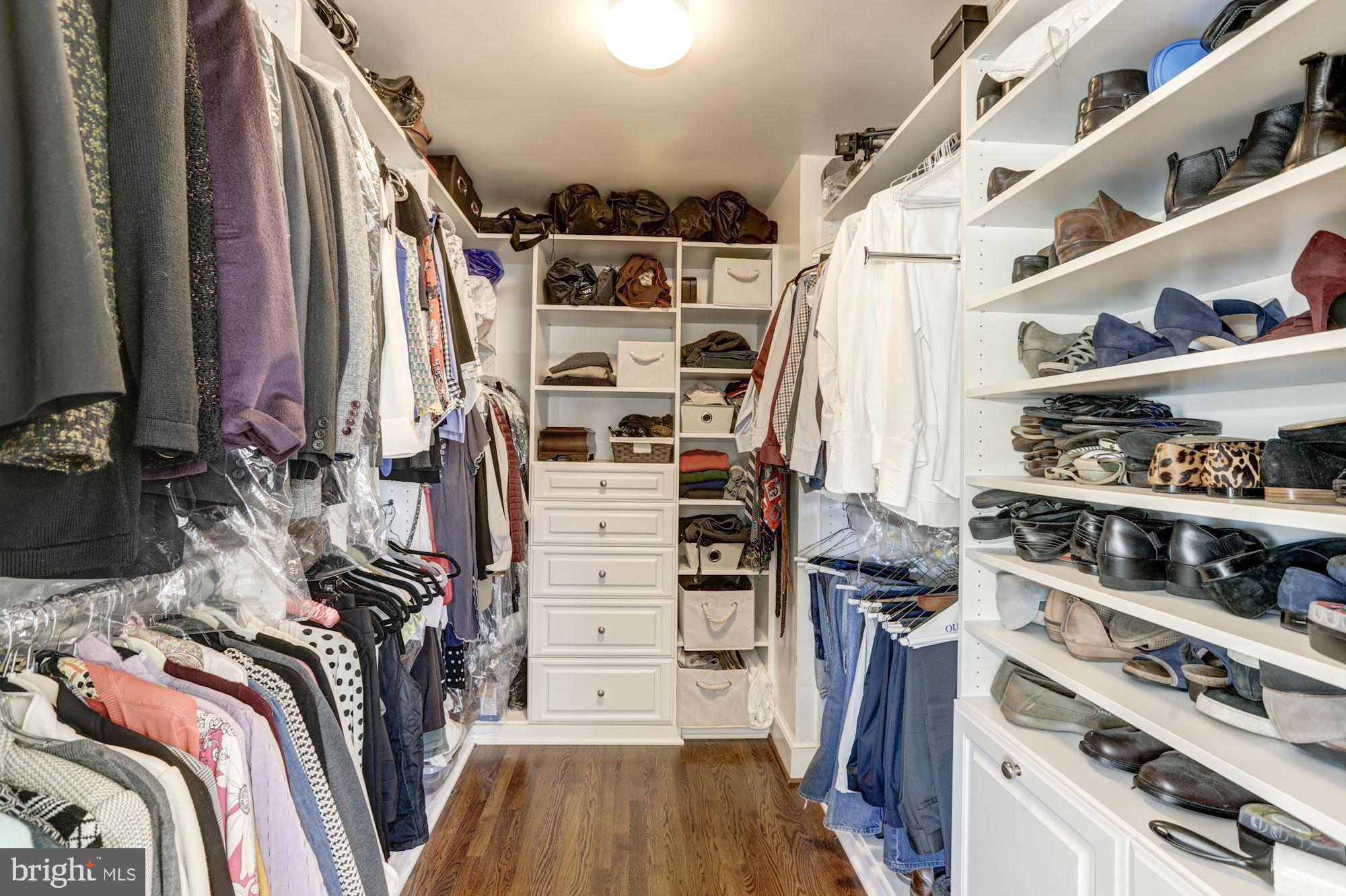 EVERGREEN FARM - Residential