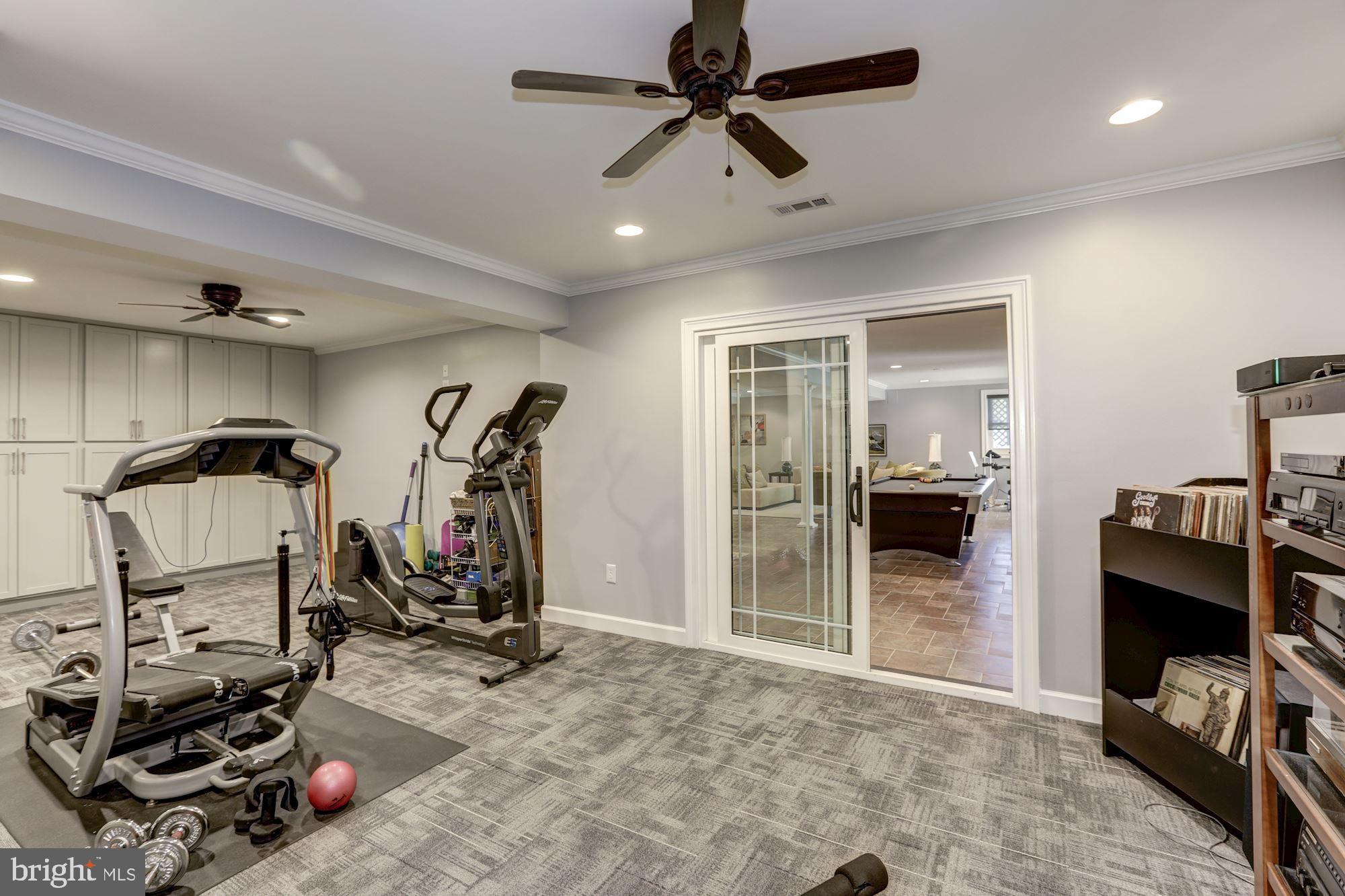 EVERGREEN FARM - Residential