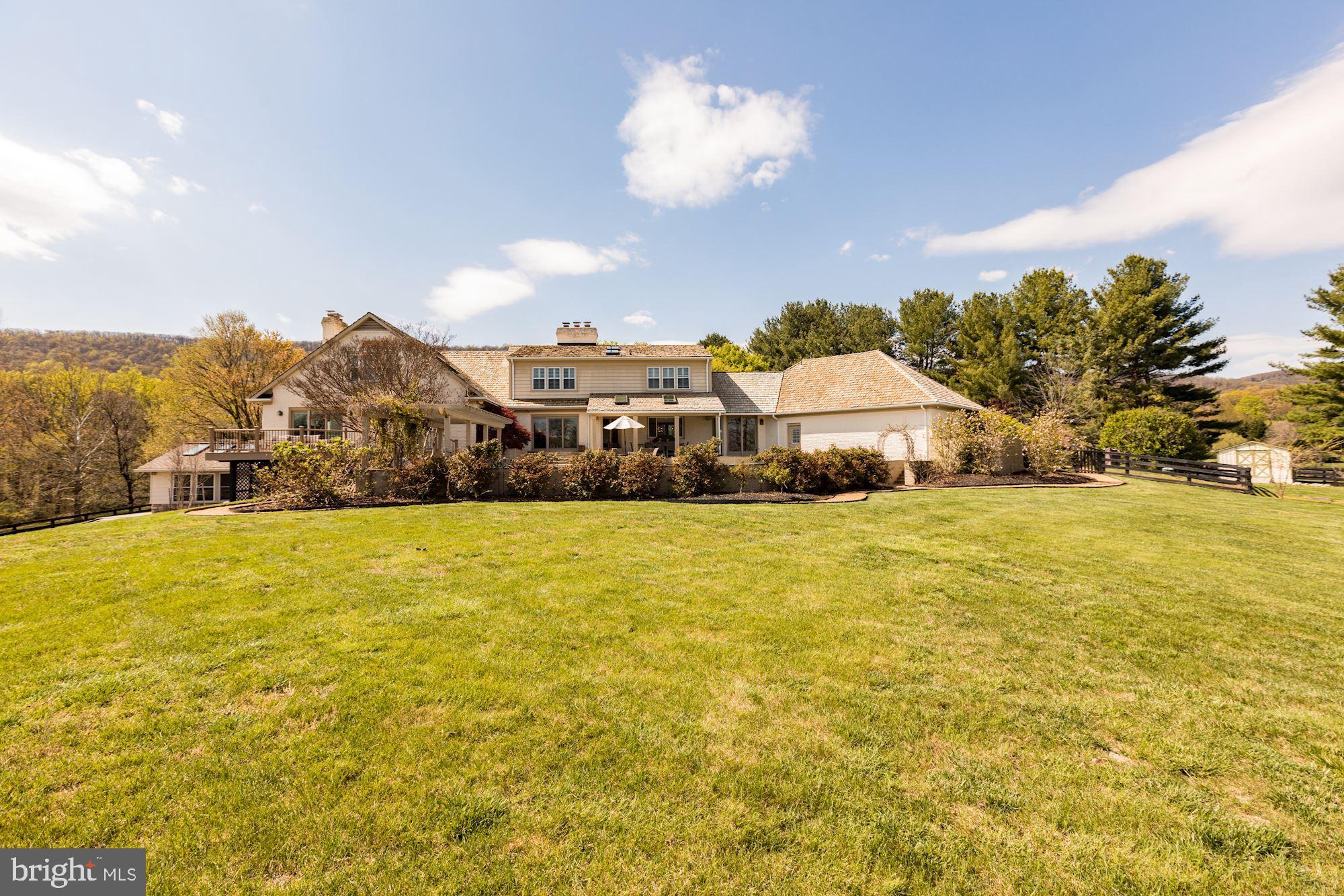 EVERGREEN FARM - Residential