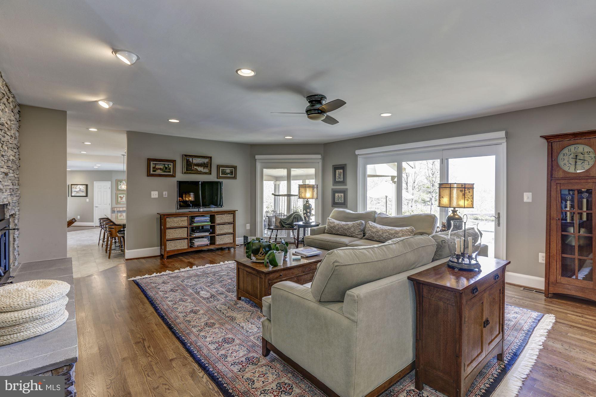 EVERGREEN FARM - Residential