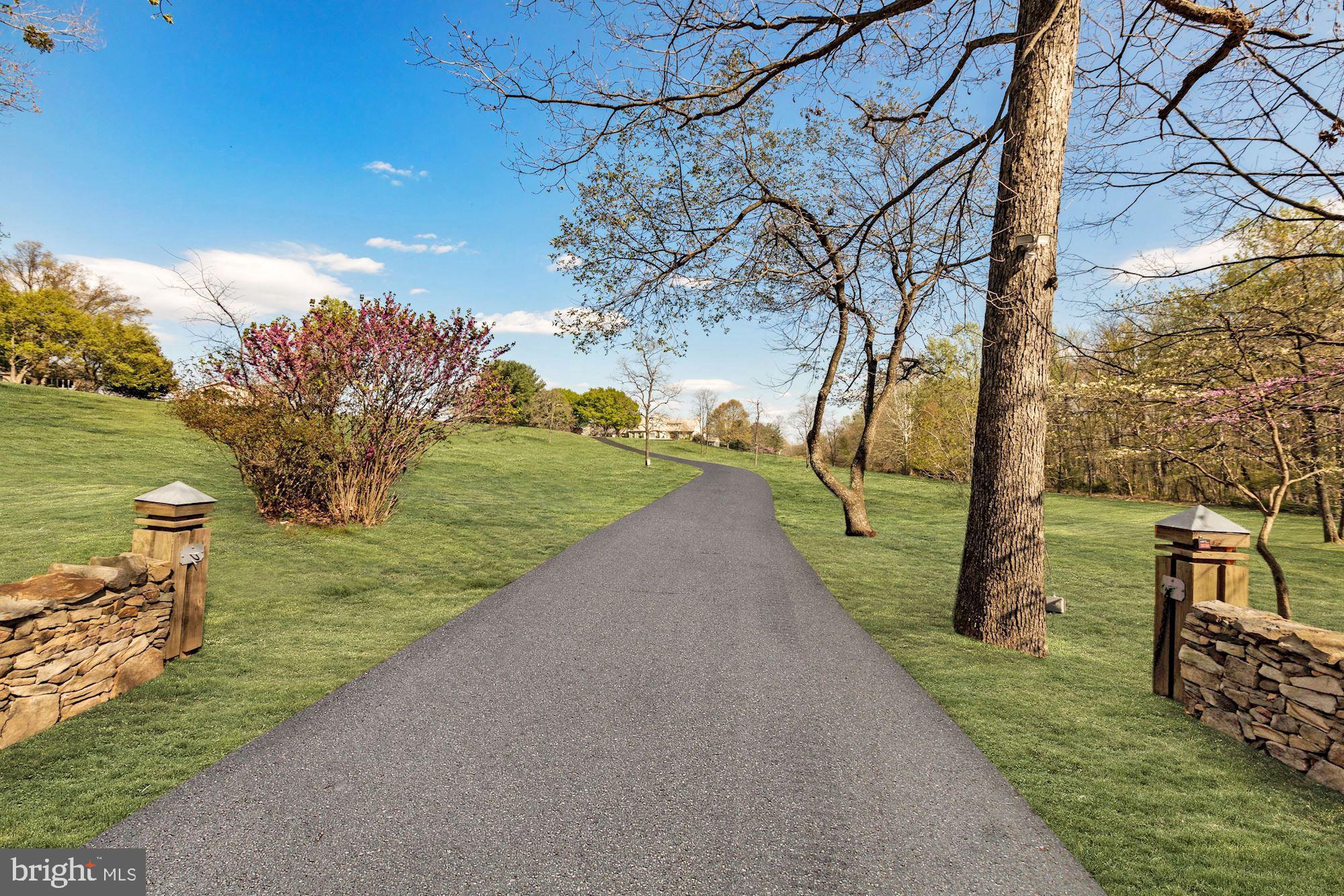 EVERGREEN FARM - Residential