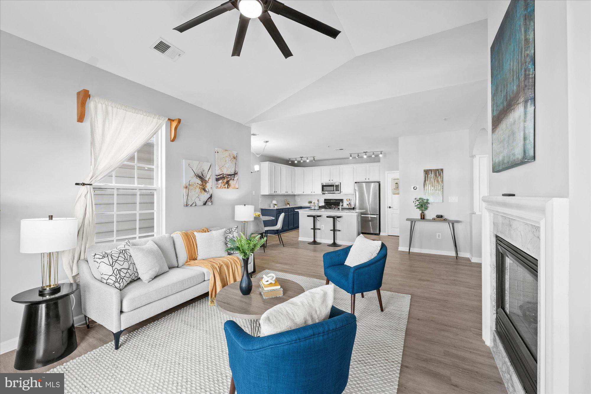 CAMERON STATION - Residential