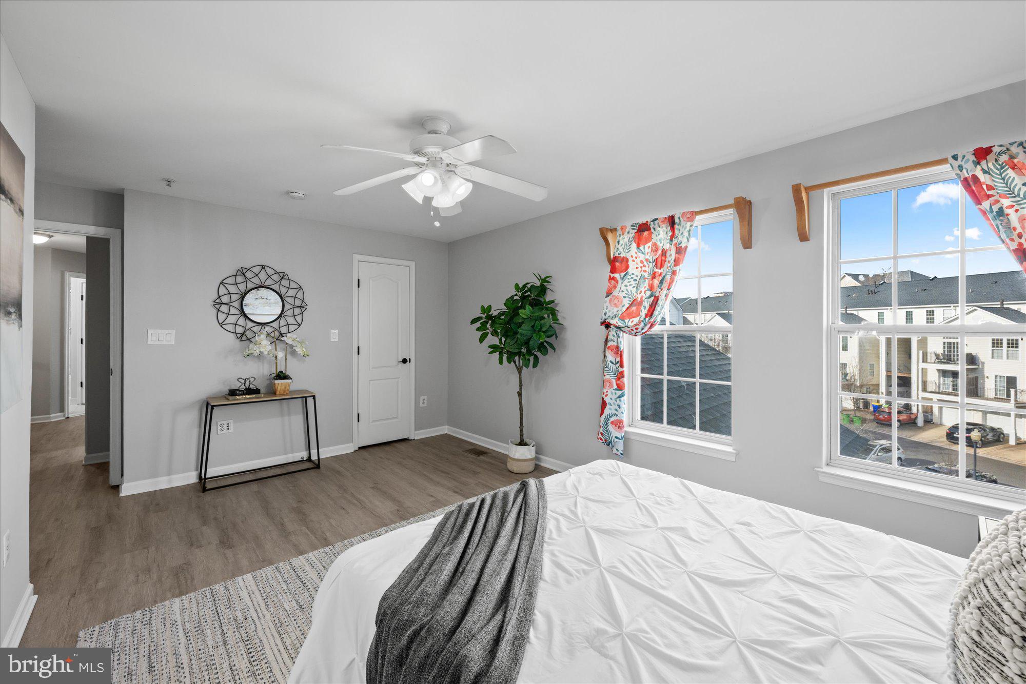 CAMERON STATION - Residential