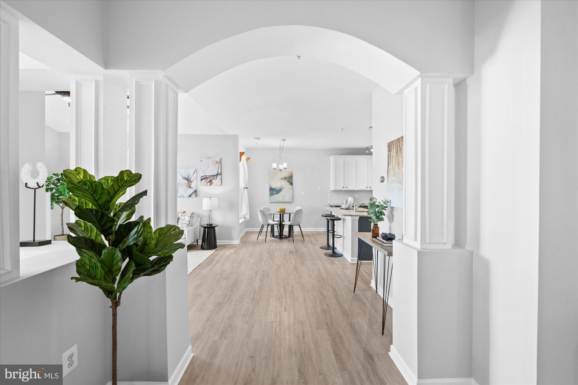 CAMERON STATION - Residential