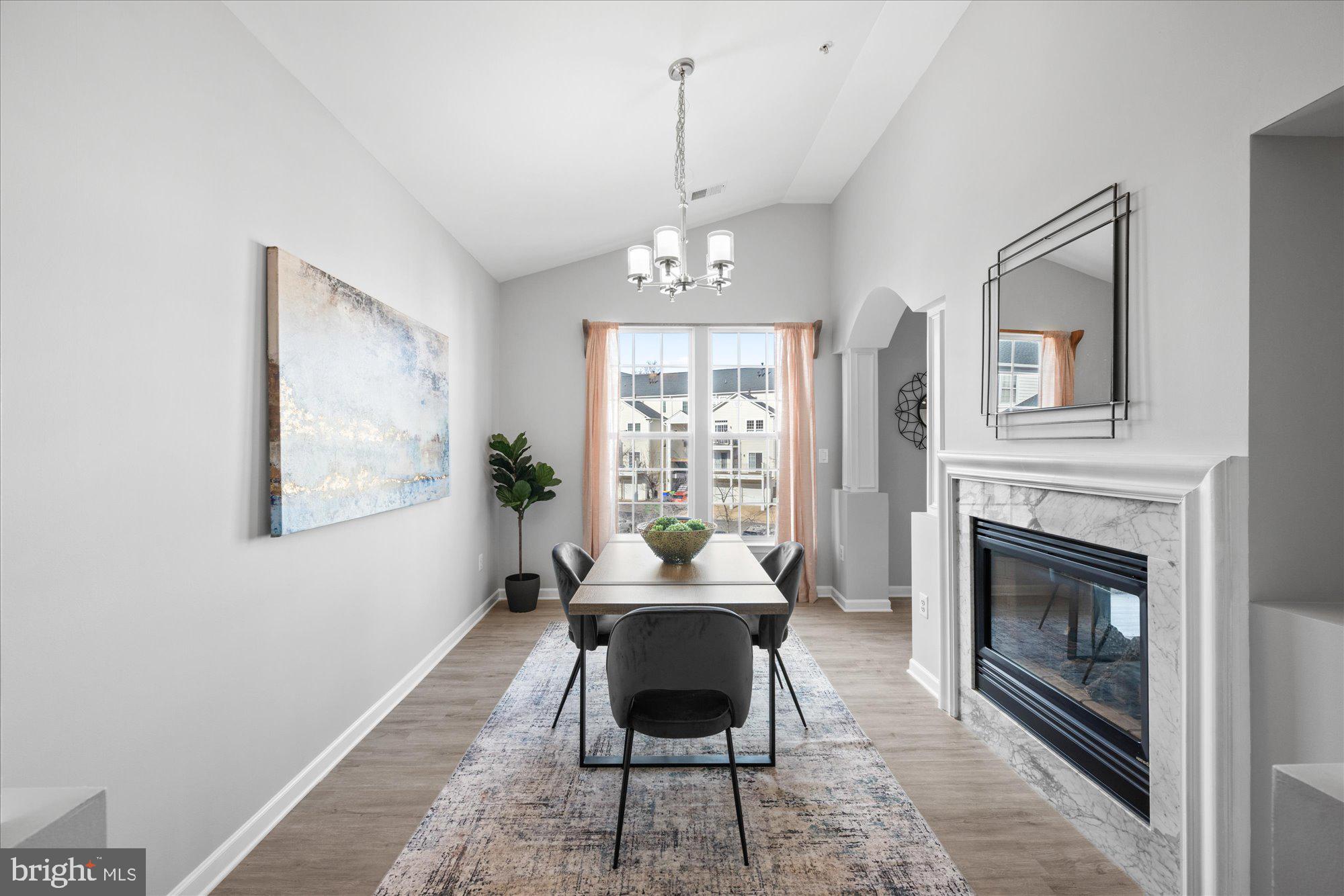 CAMERON STATION - Residential