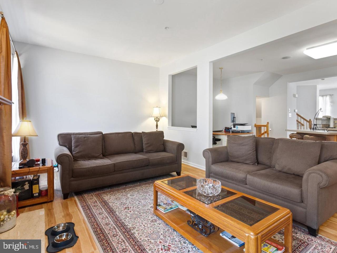 4225 LAVENDER LANE