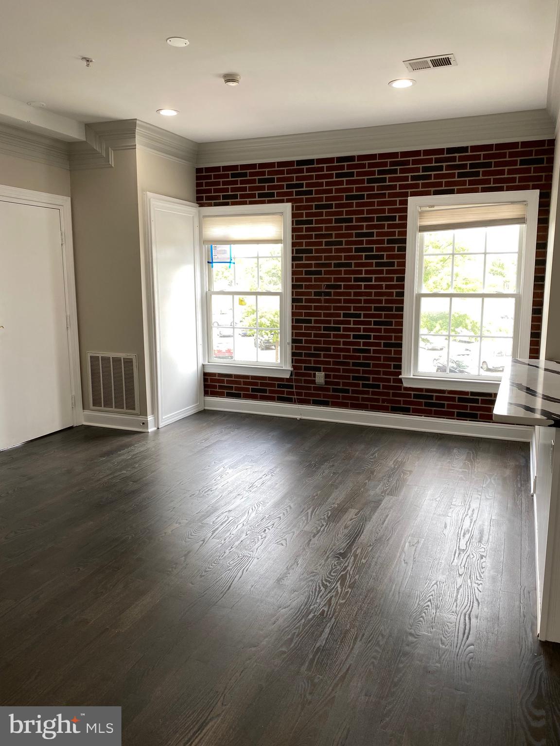 KENTLANDS MIDTOWN - Residential Lease