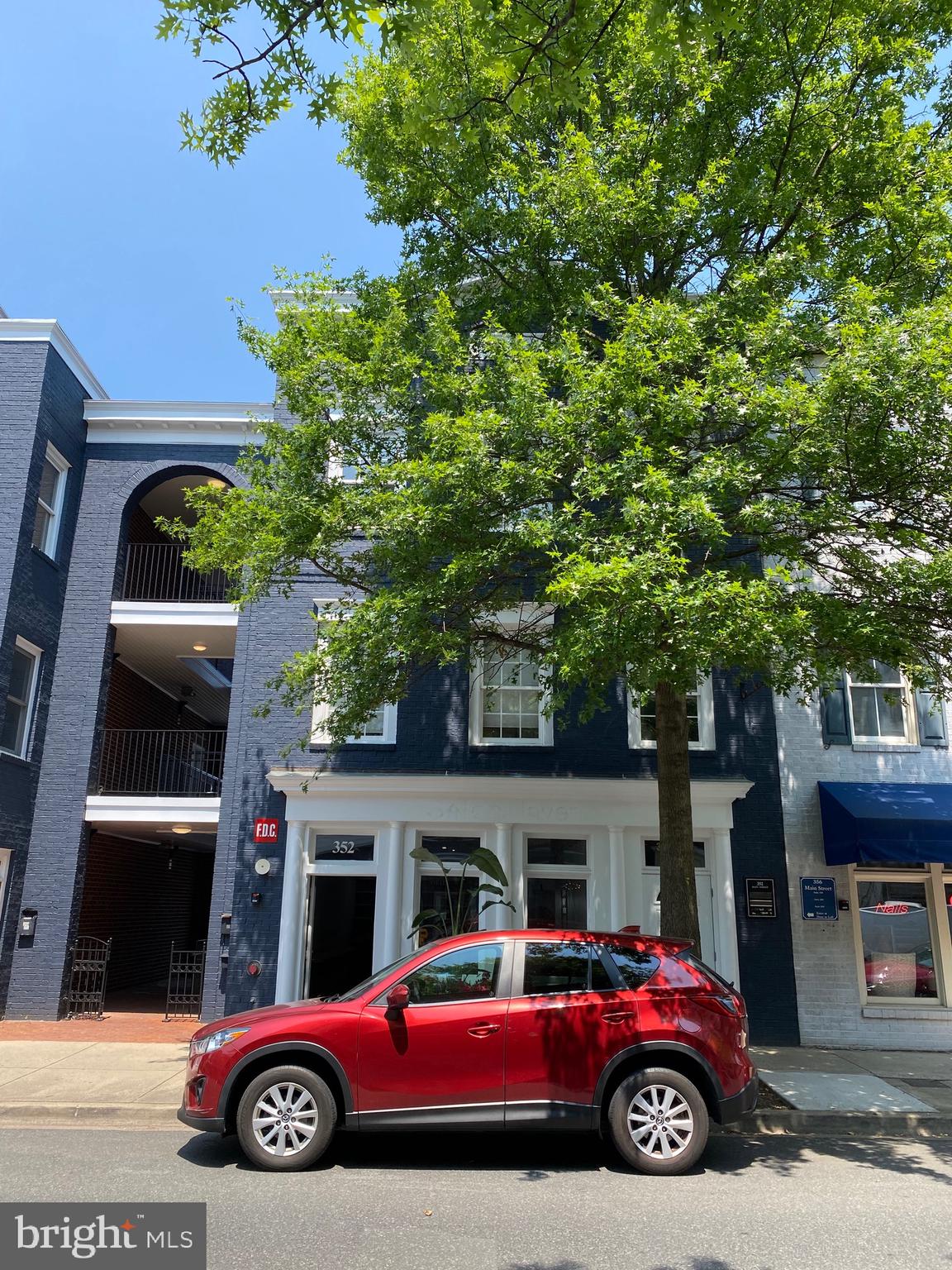 KENTLANDS MIDTOWN - Residential Lease