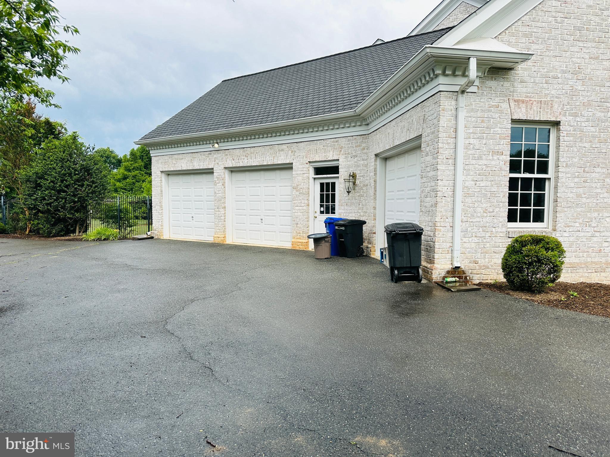 6504 SAND TRAP DRIVE