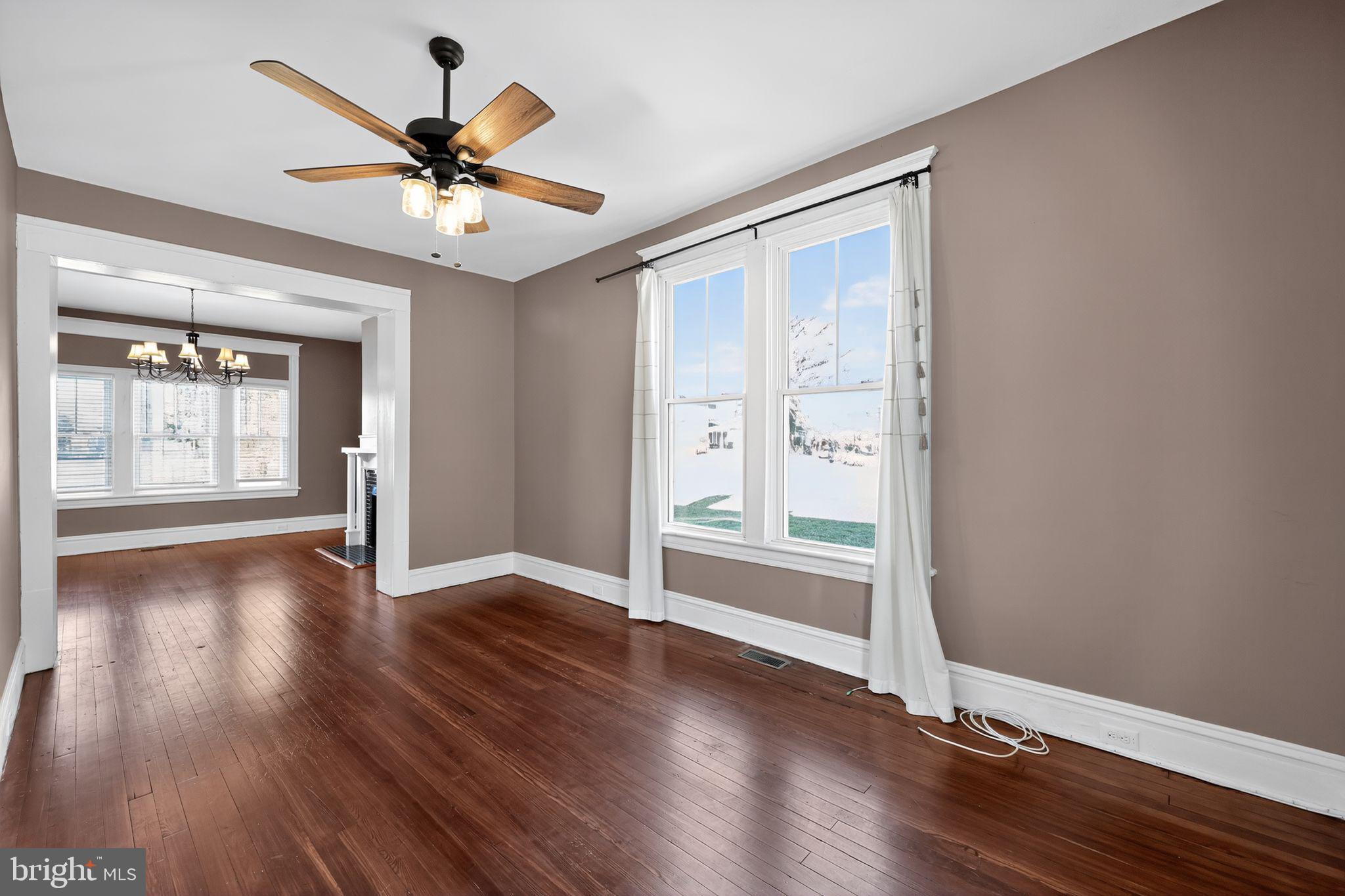 THE PLATEAU - Residential