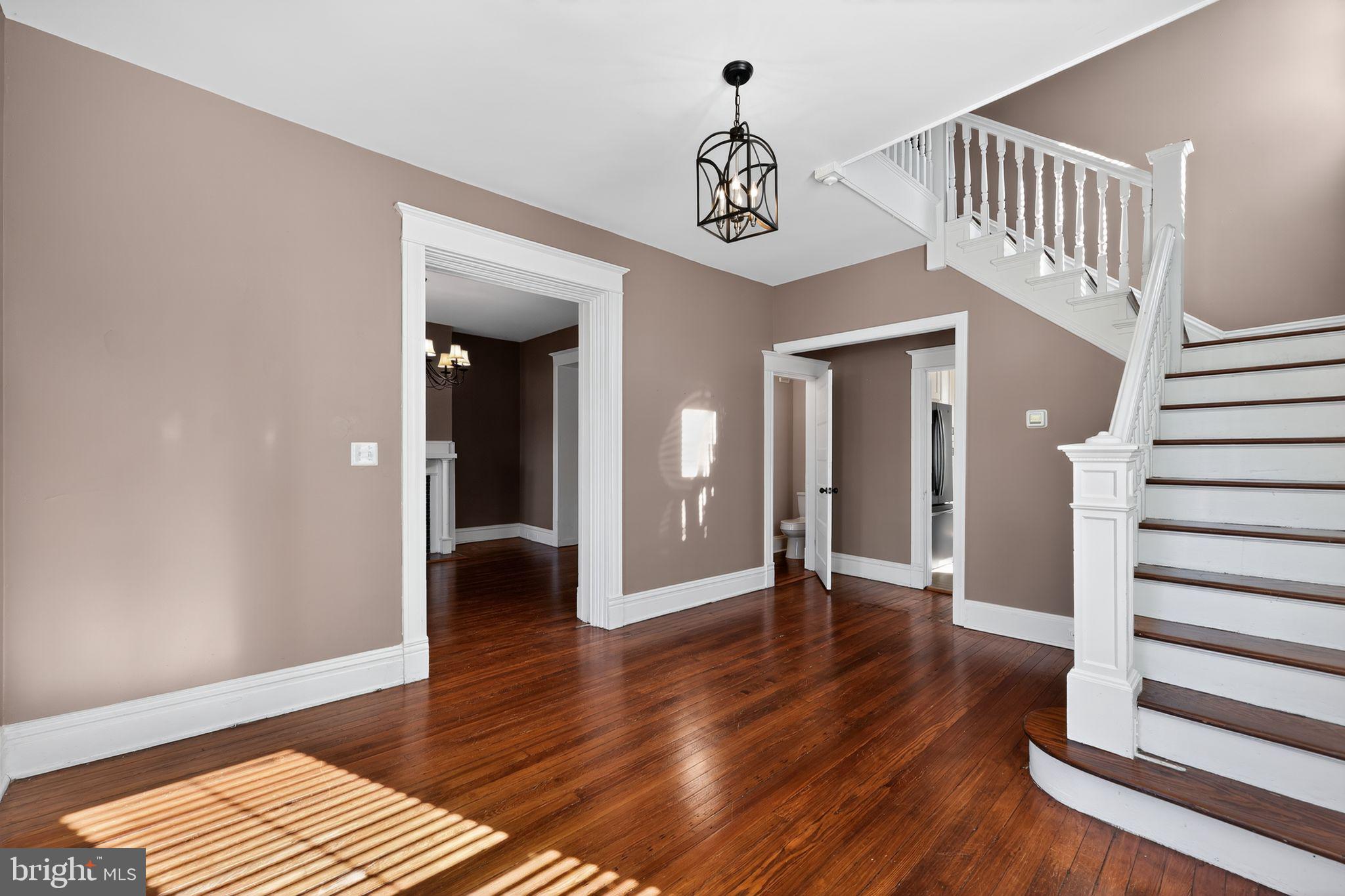 THE PLATEAU - Residential