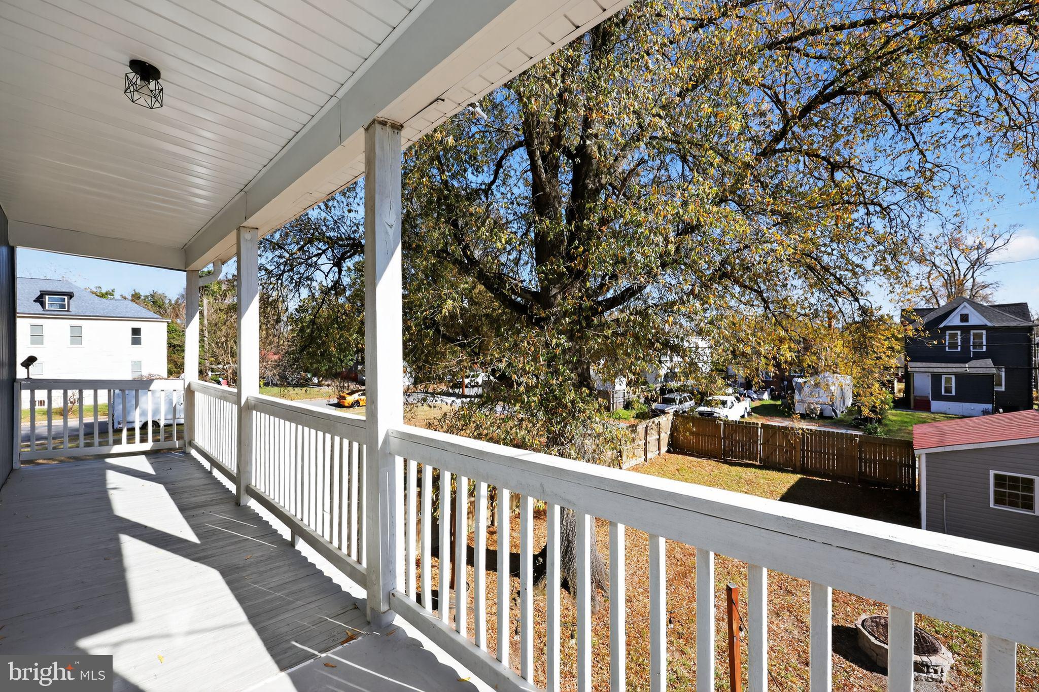 THE PLATEAU - Residential