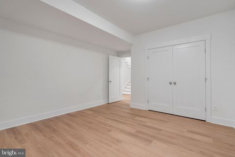 listing image 83