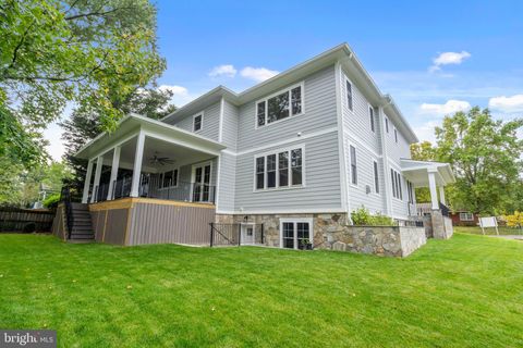 listing image 85