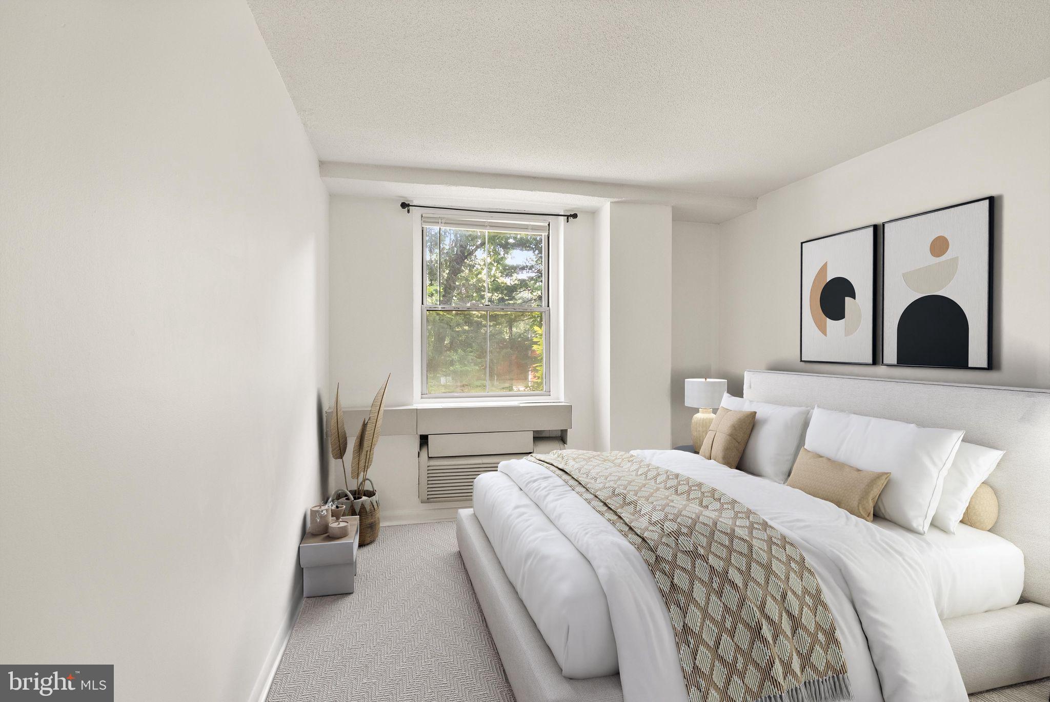 CIRCLE CONDOMINIUMS - Residential