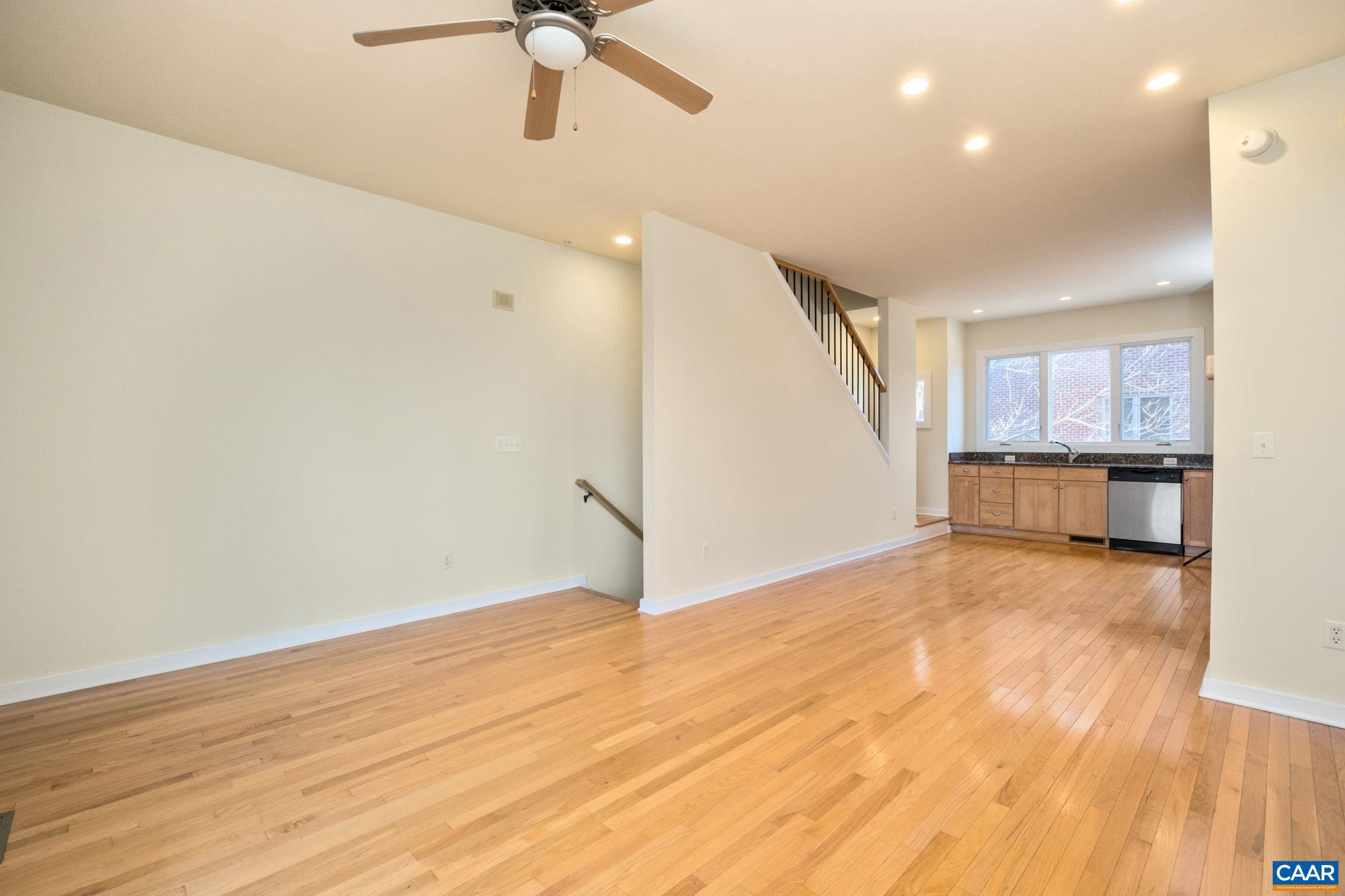 LINDEN TOWN LOFTS - Residential