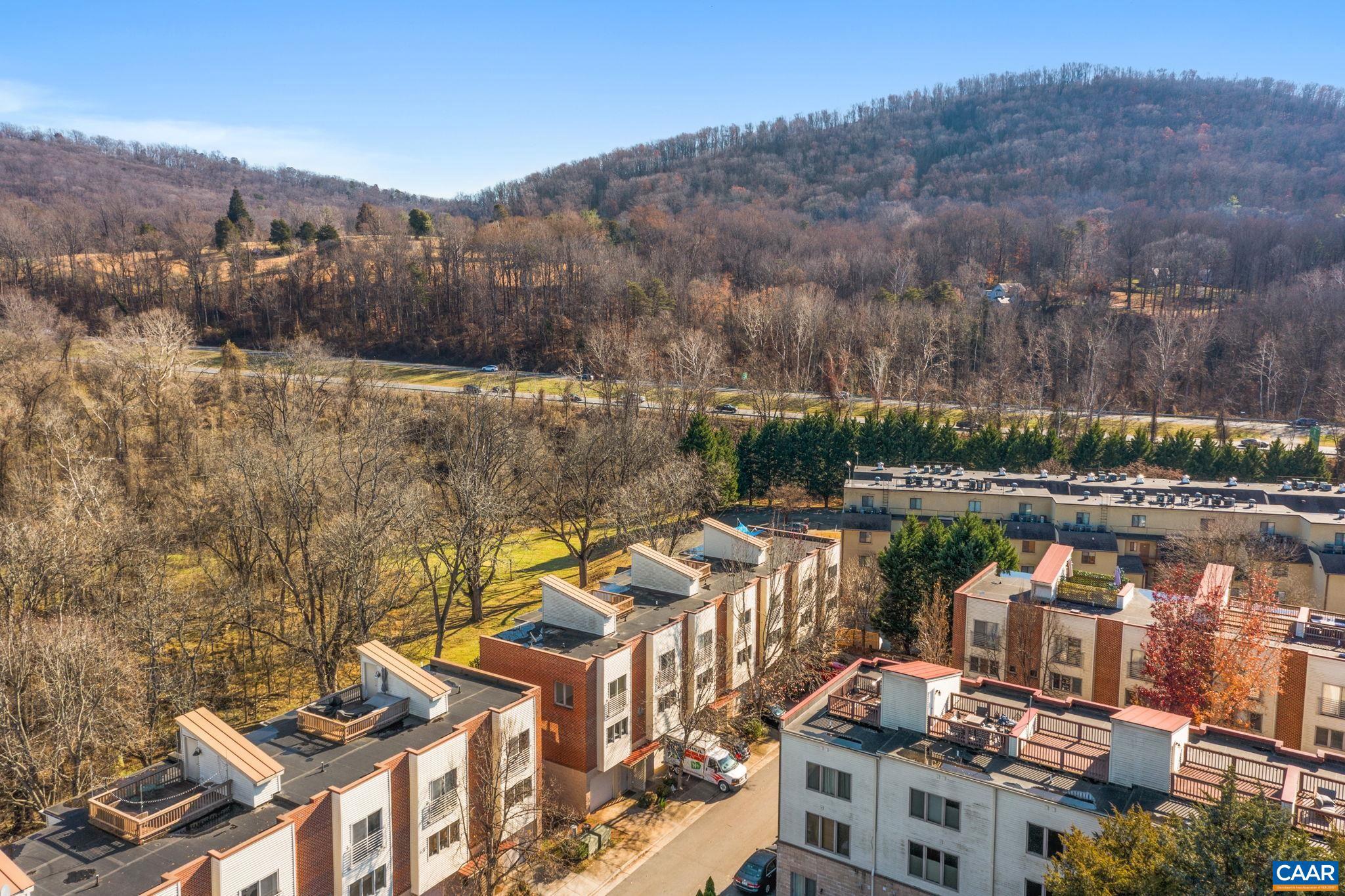 LINDEN TOWN LOFTS - Residential