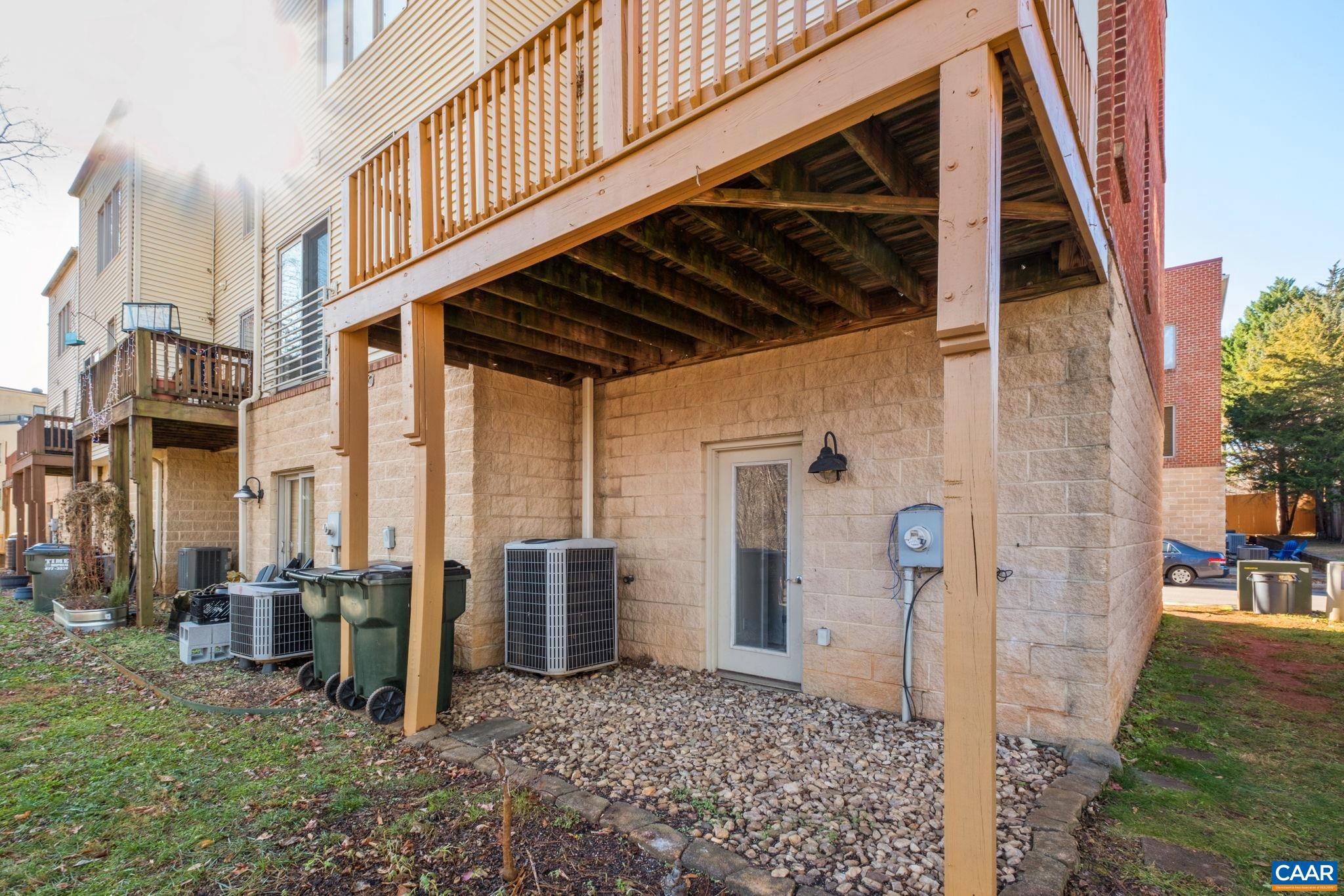 LINDEN TOWN LOFTS - Residential