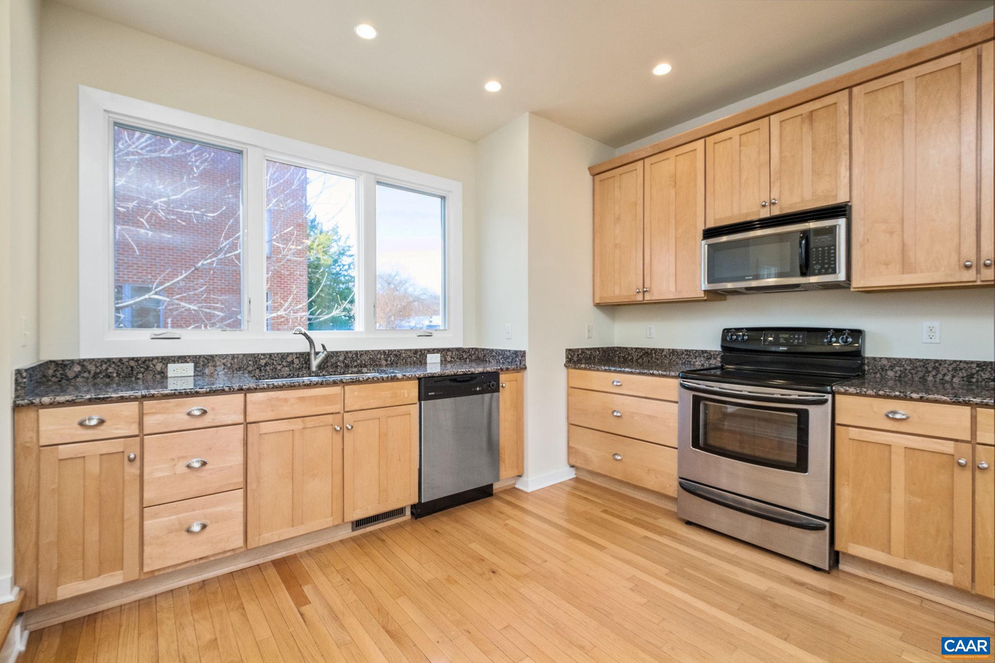 LINDEN TOWN LOFTS - Residential