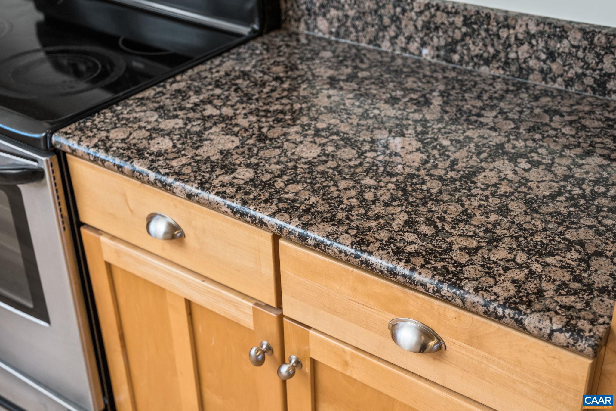 LINDEN TOWN LOFTS - Residential