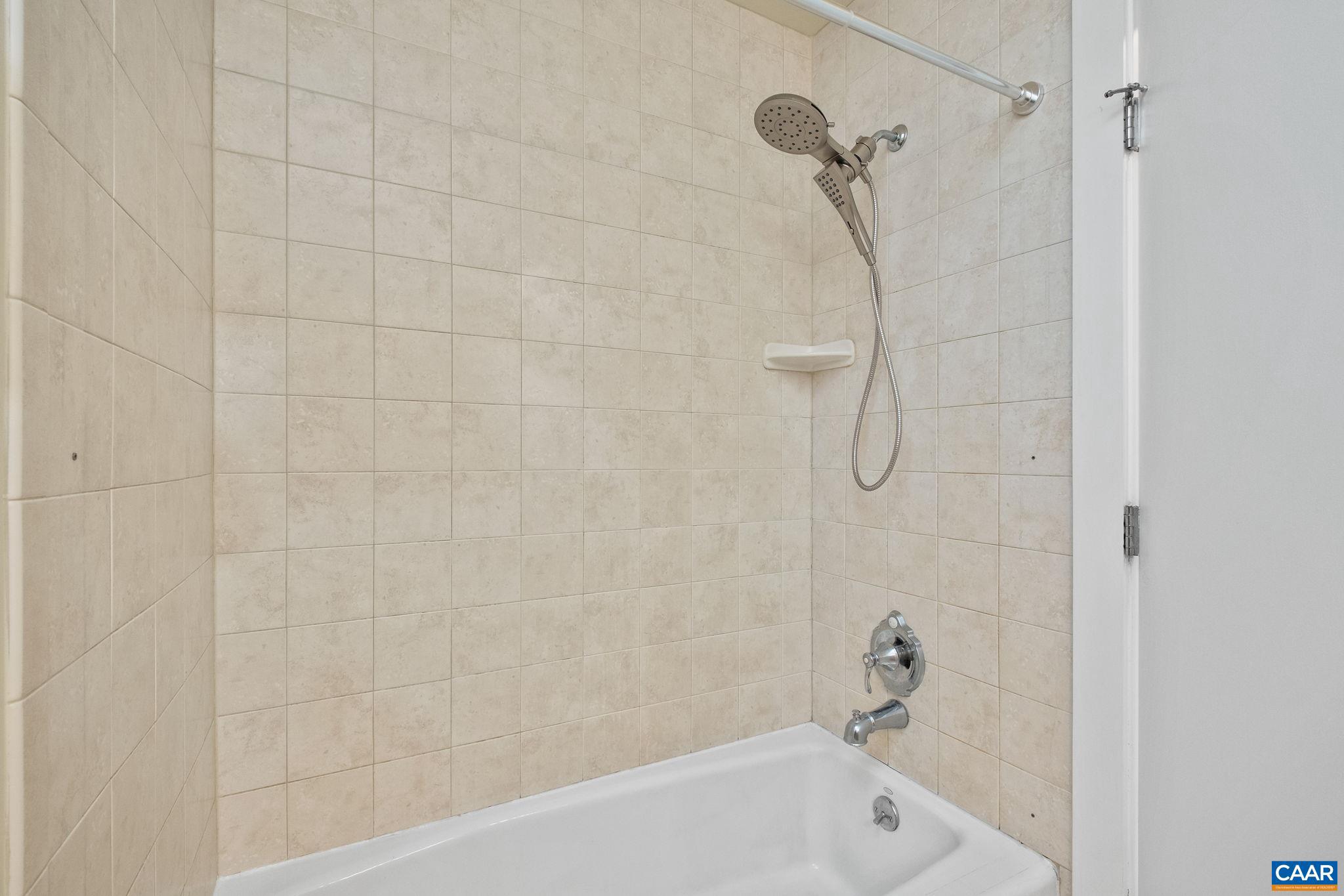 LINDEN TOWN LOFTS - Residential