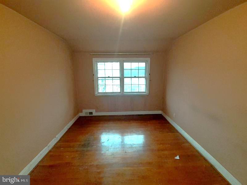 PERRING LOCH - Residential