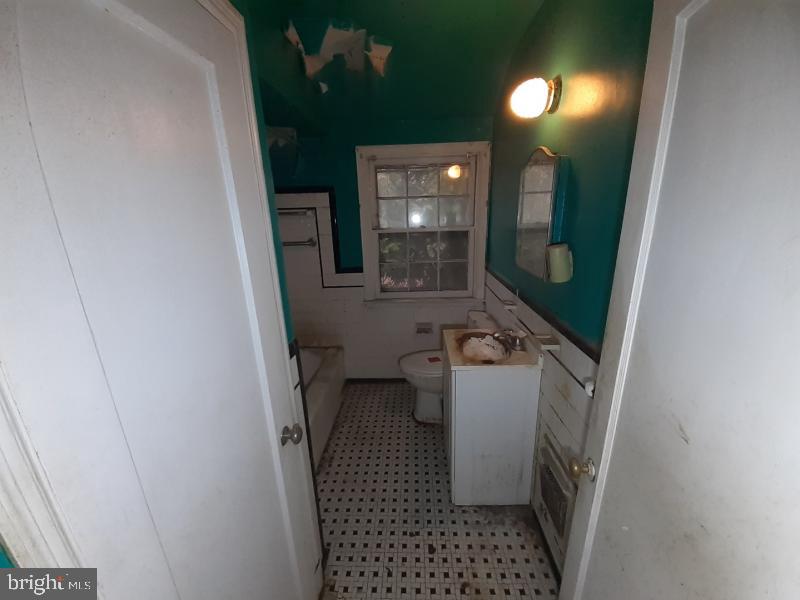 PERRING LOCH - Residential