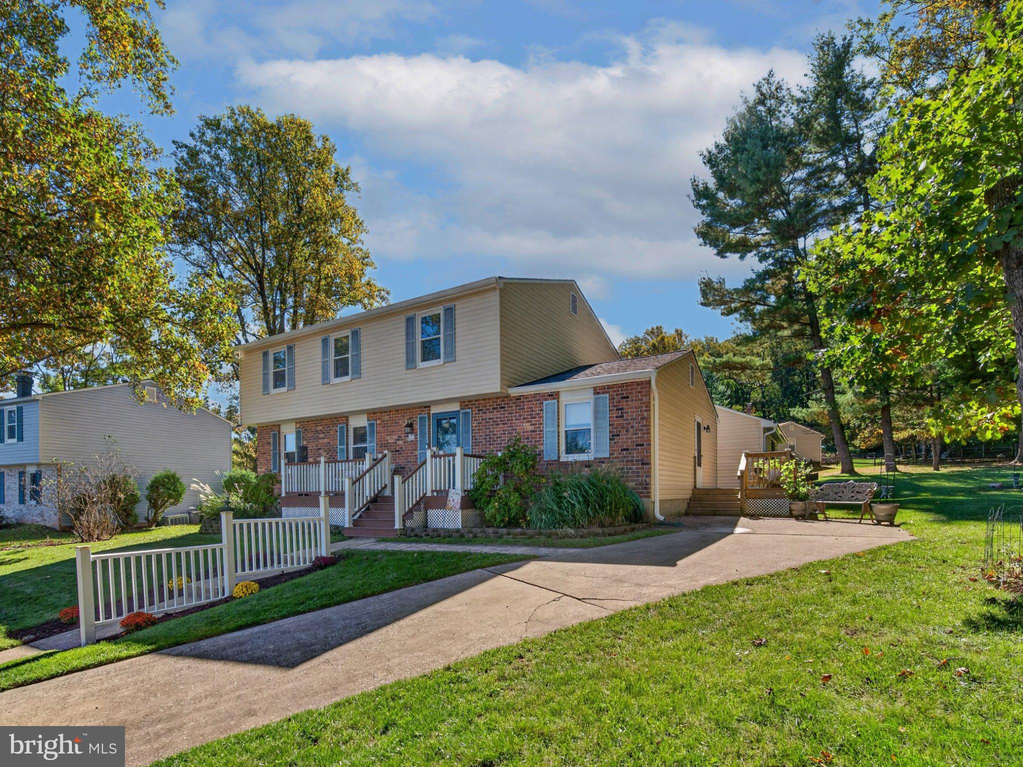 4 TREMBLY COURT