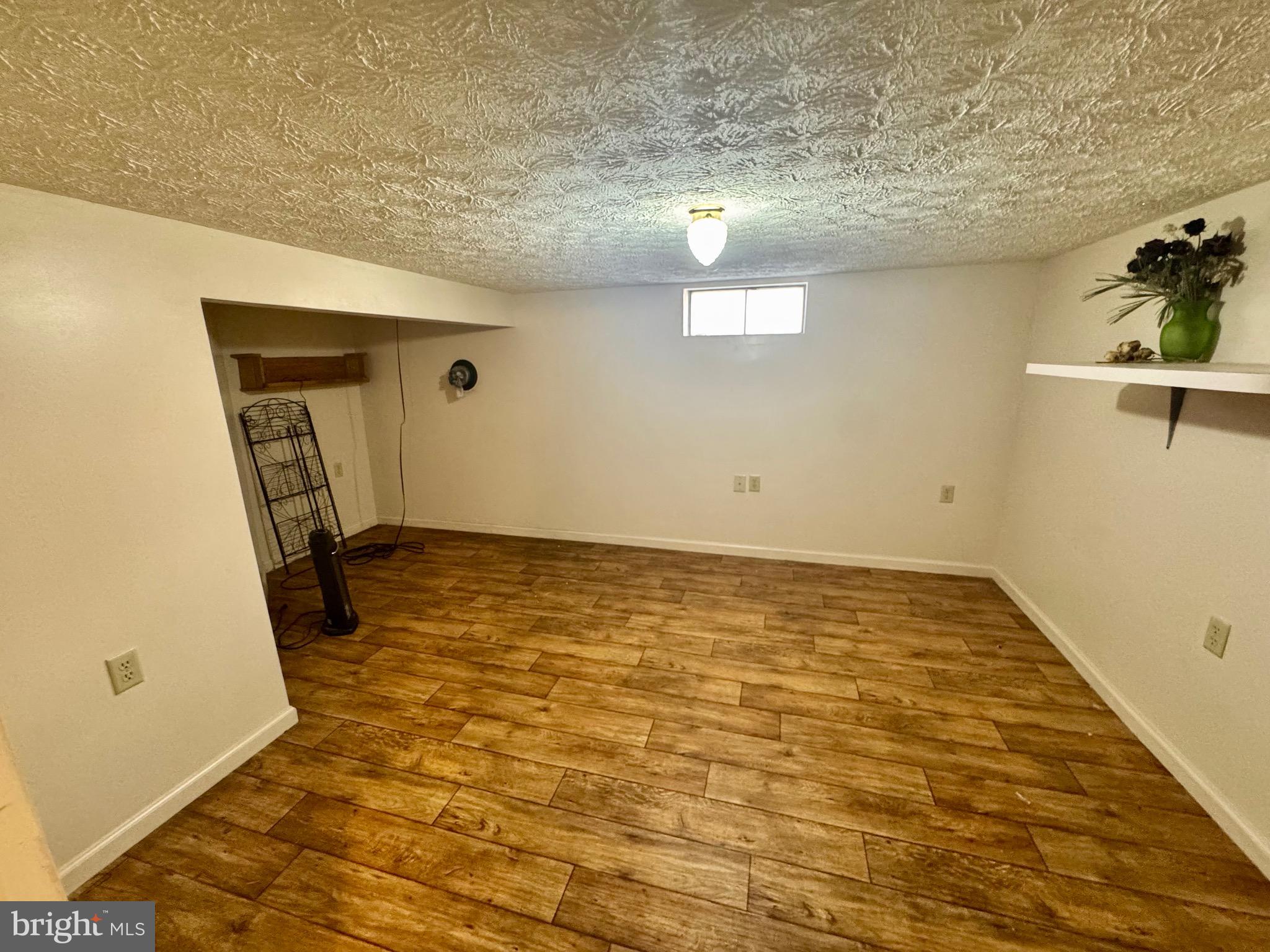 MONARCH HEIGHTS - Land