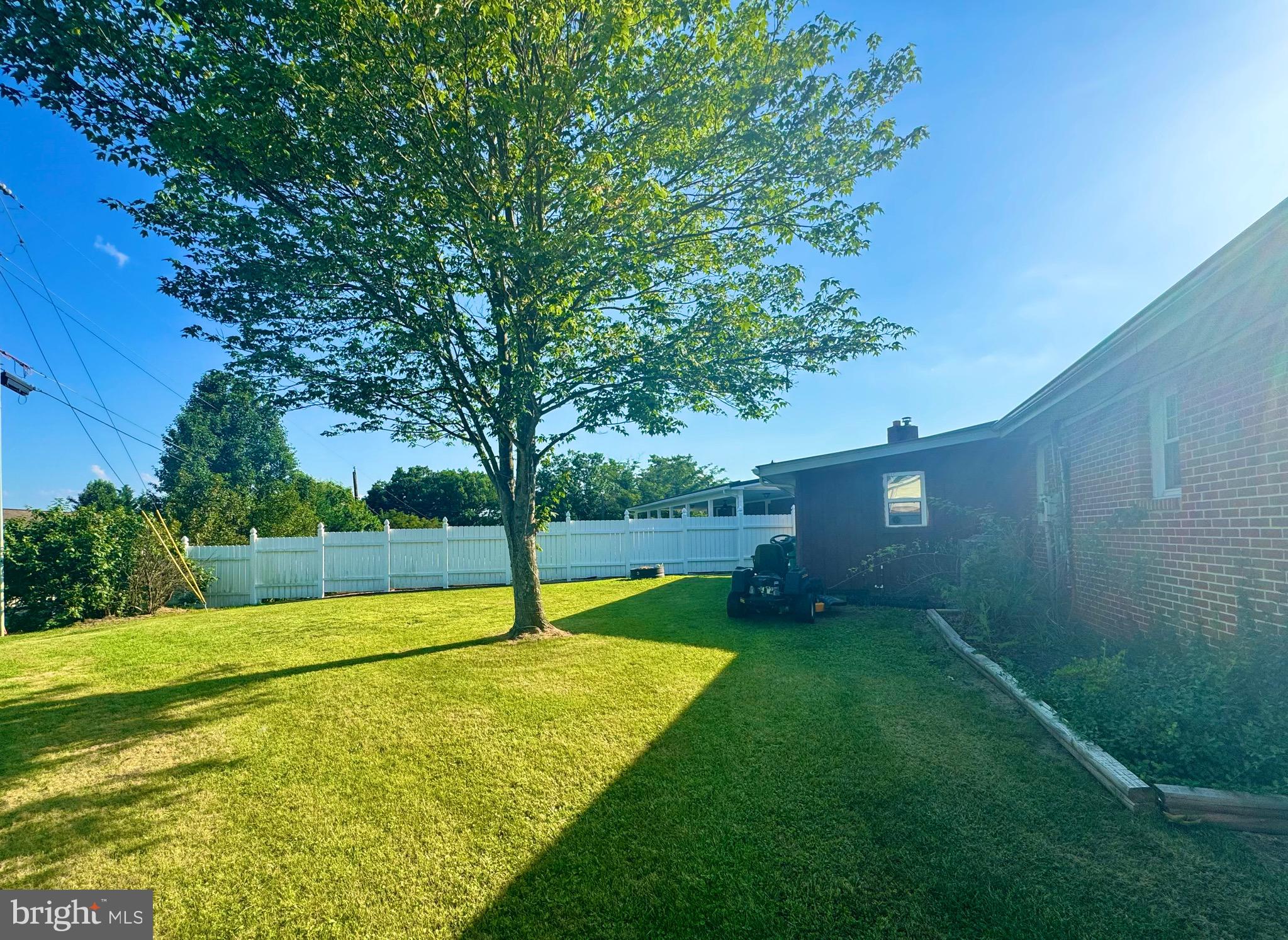 81 SUNSET DRIVE