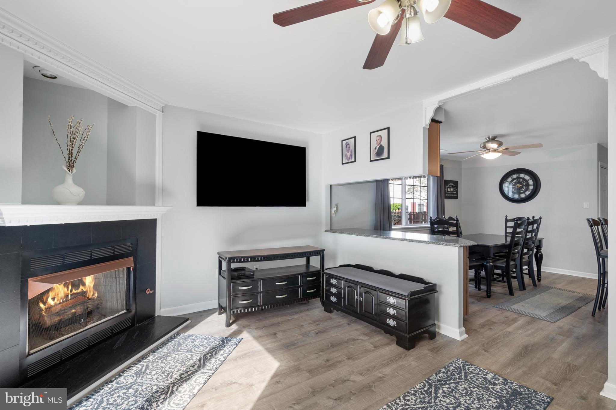 LIBERTY CIRCLE - Residential