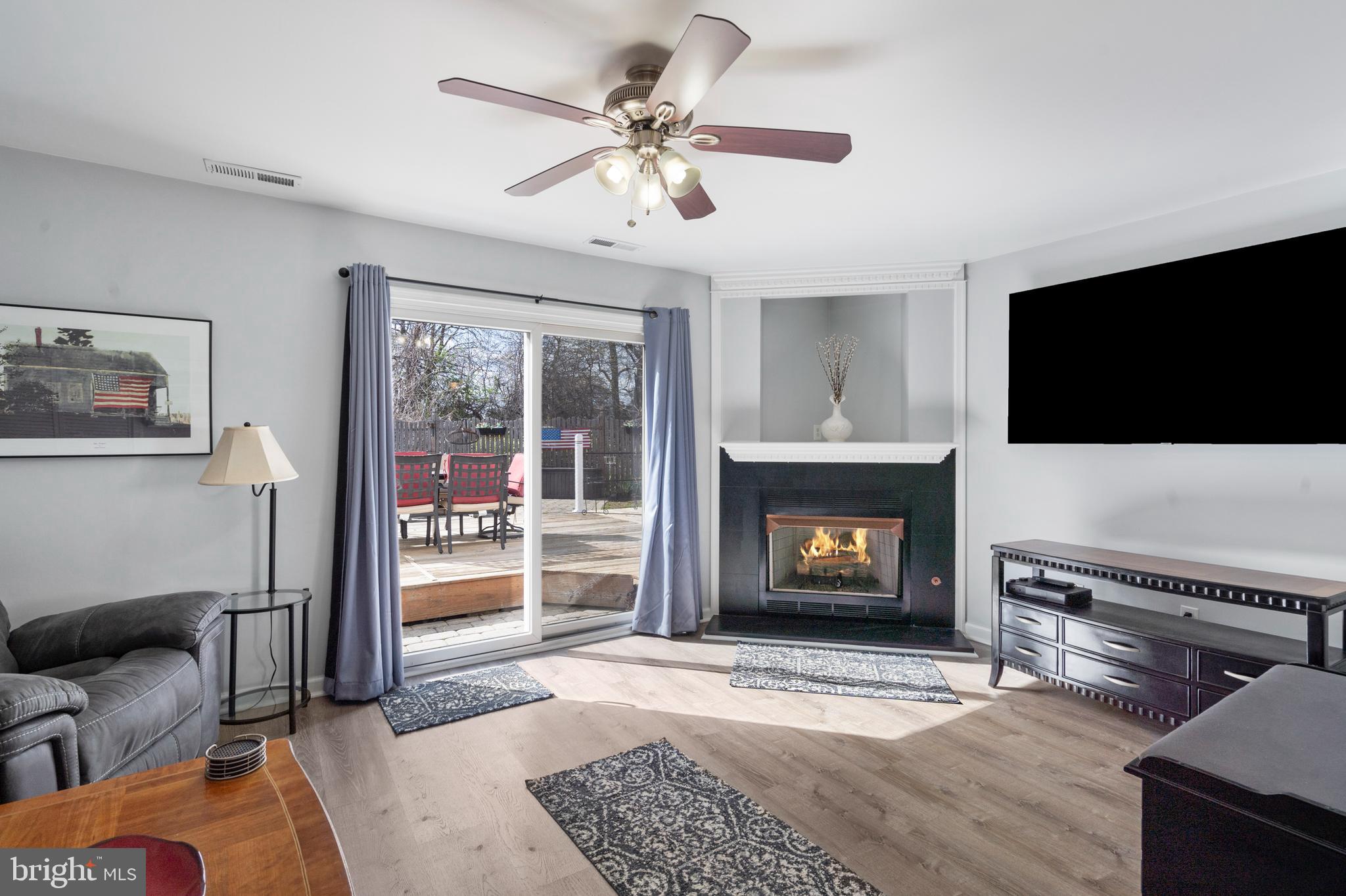 LIBERTY CIRCLE - Residential