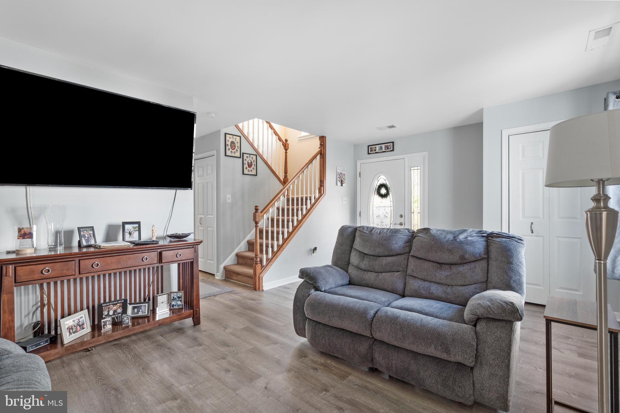 LIBERTY CIRCLE - Residential