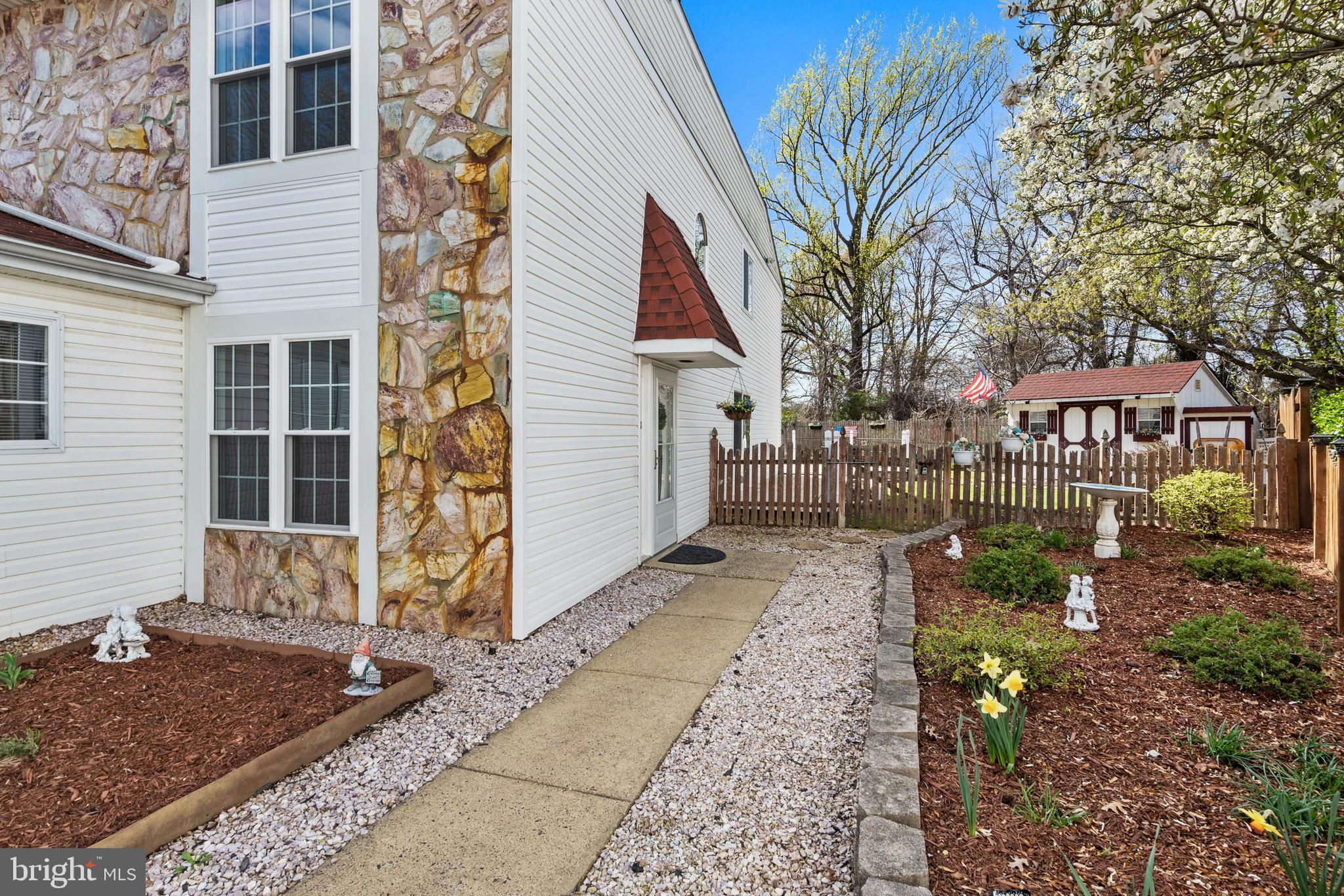 LIBERTY CIRCLE - Residential