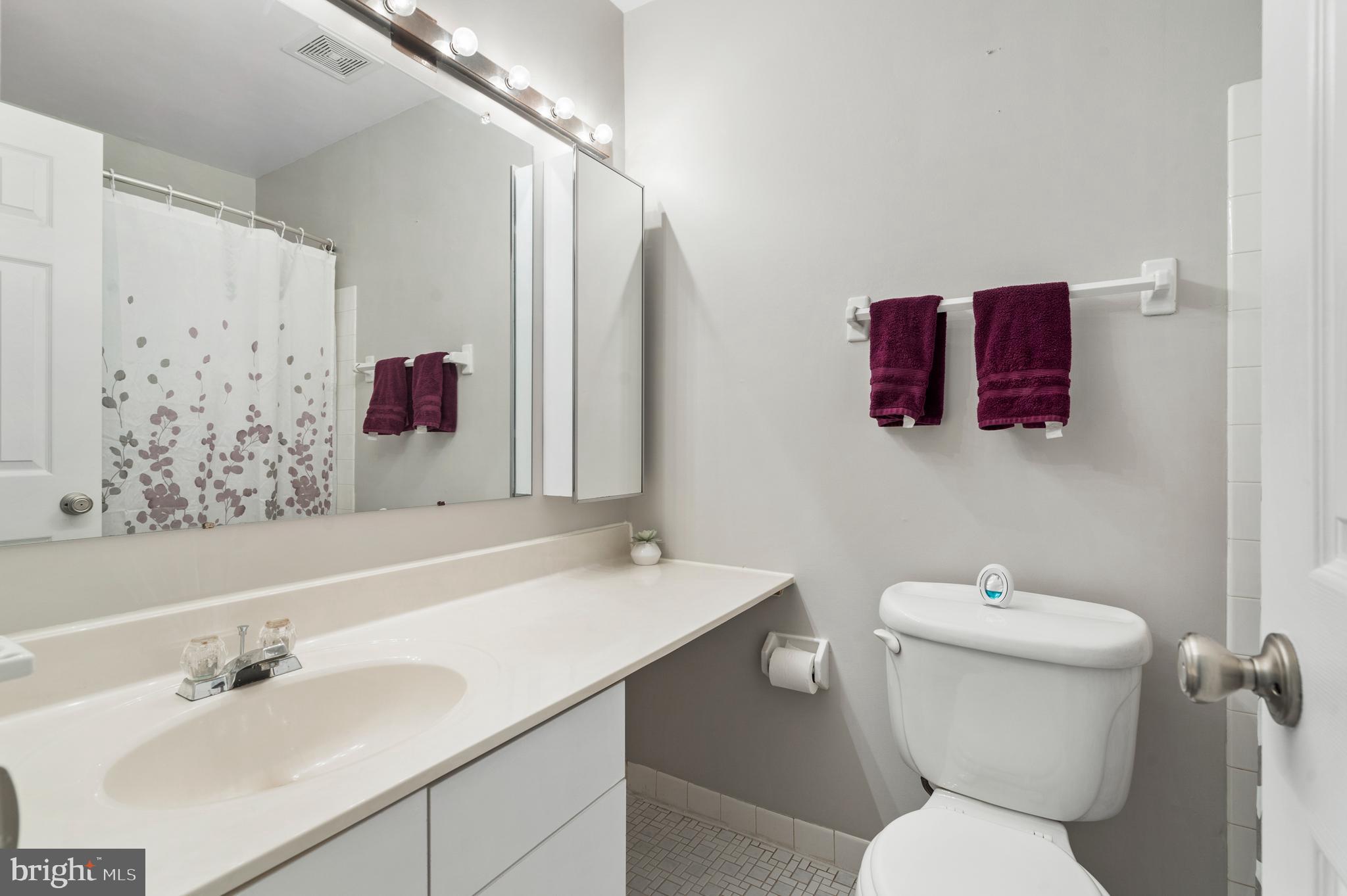 LIBERTY CIRCLE - Residential