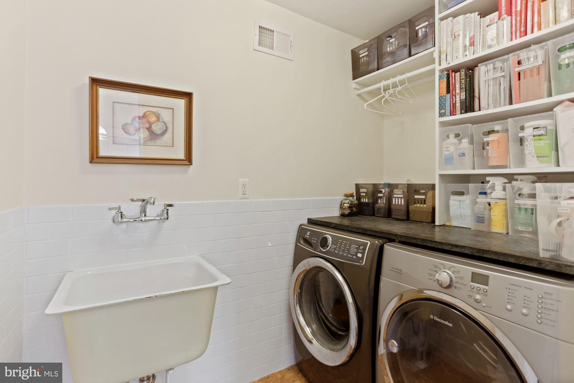 GEORGETOWN - Residential