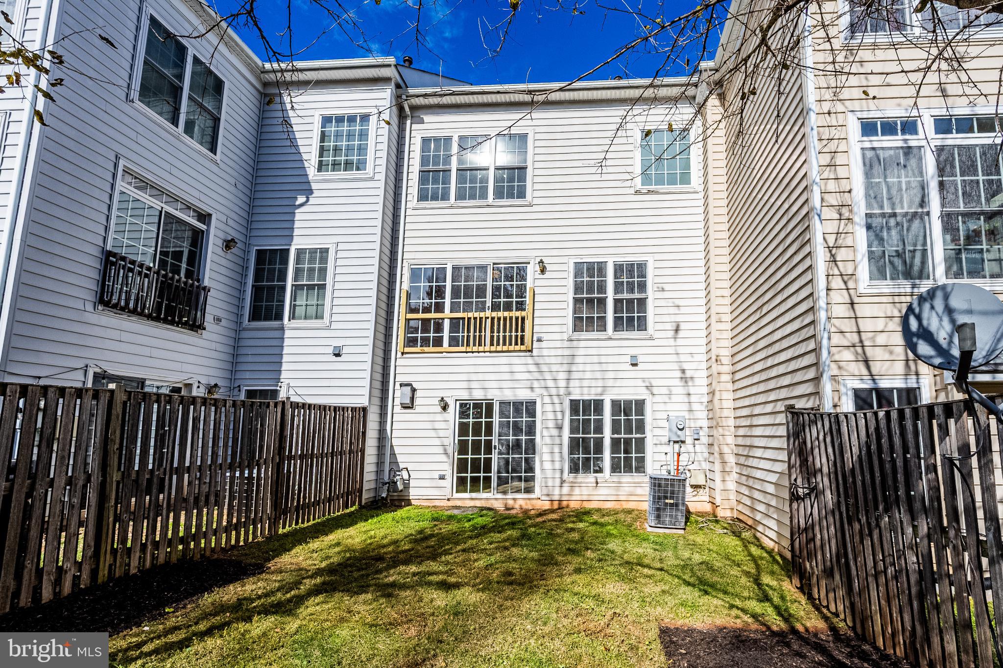 VICTORIA'S LANDING - Residential