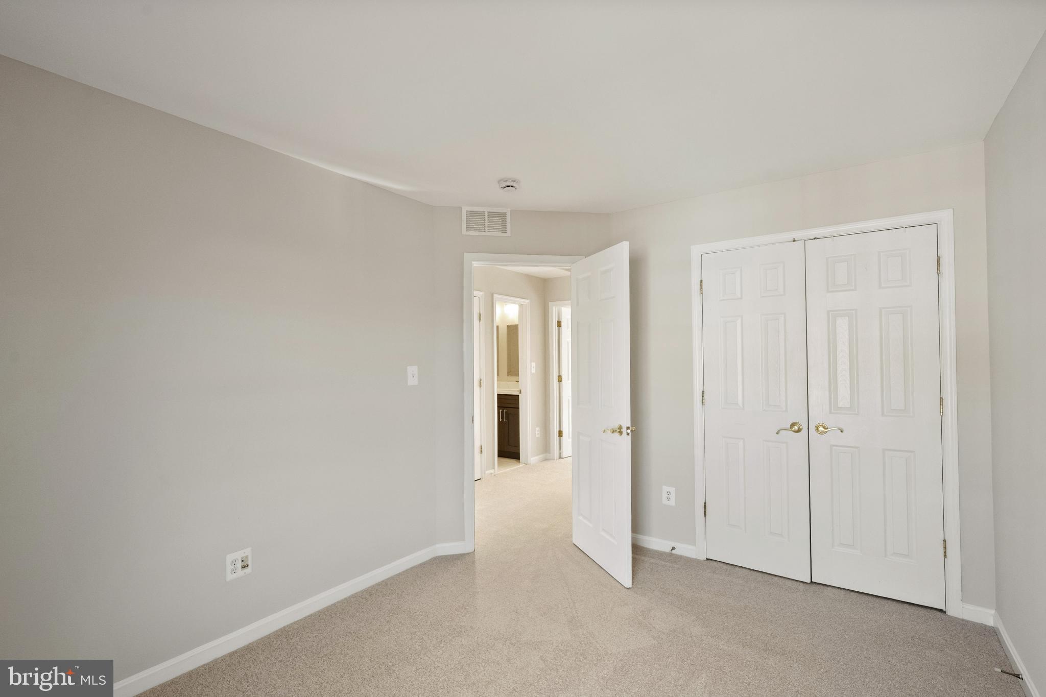 VICTORIA'S LANDING - Residential