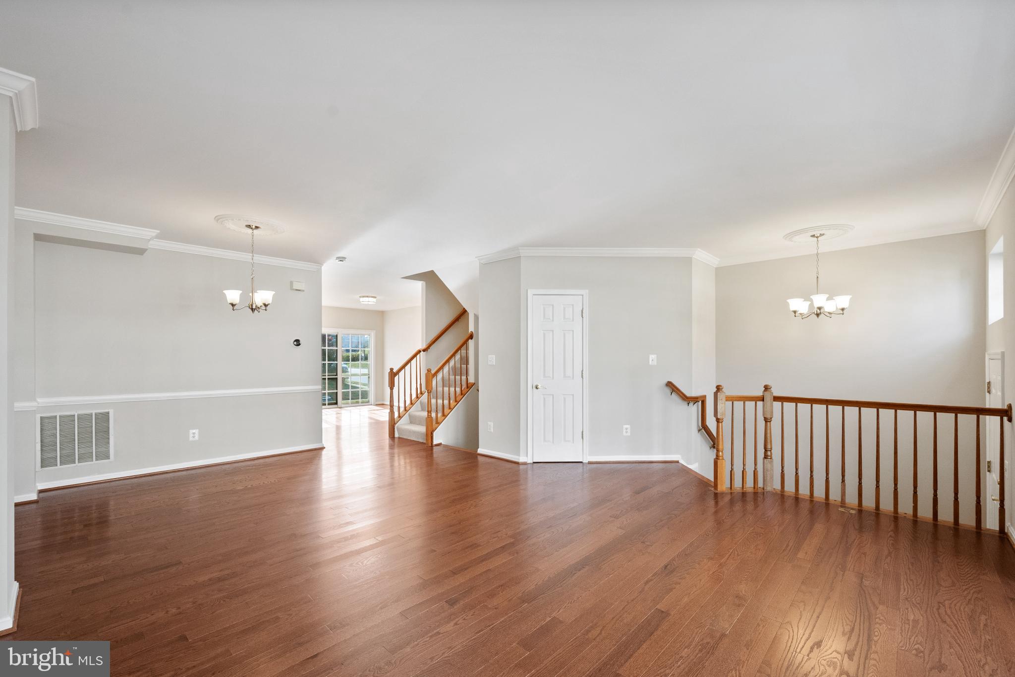 VICTORIA'S LANDING - Residential