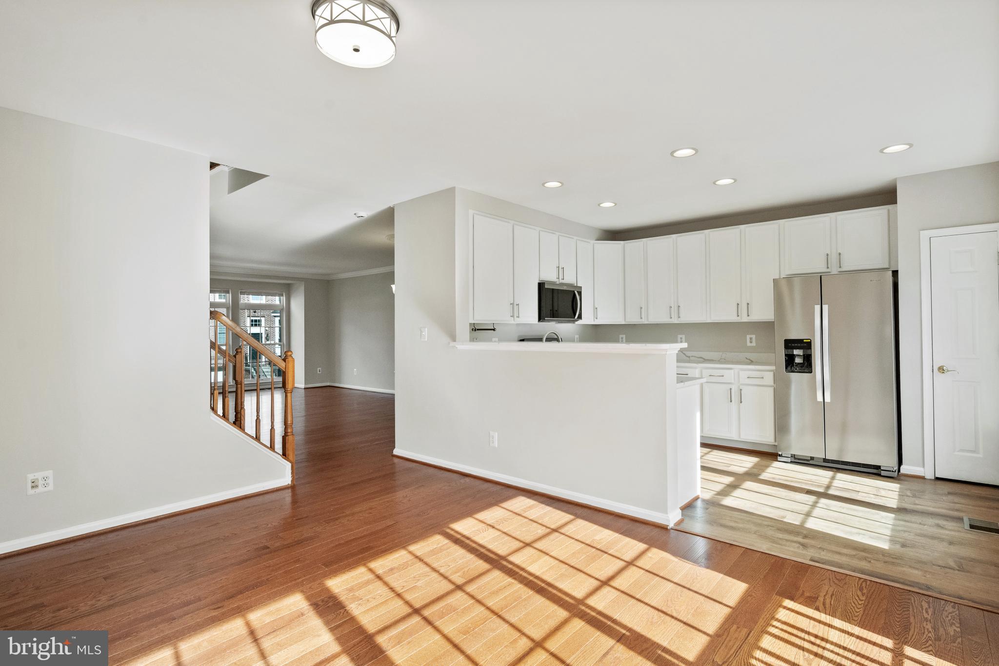 VICTORIA'S LANDING - Residential